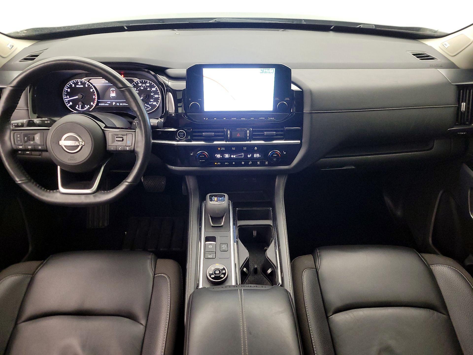 Thumbnail: 2023 Nissan Pathfinder - 9