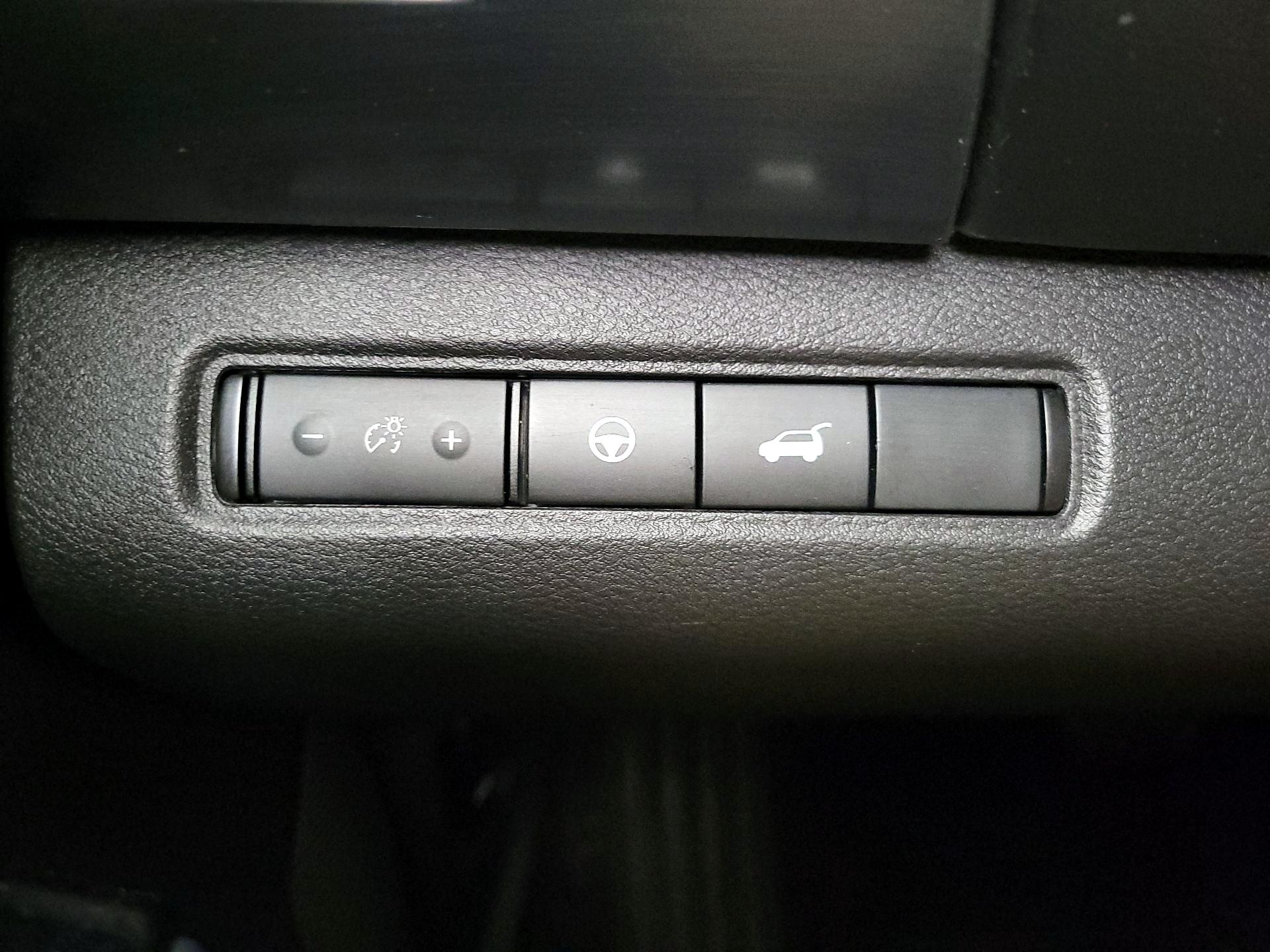 Thumbnail: 2023 Nissan Pathfinder - 13