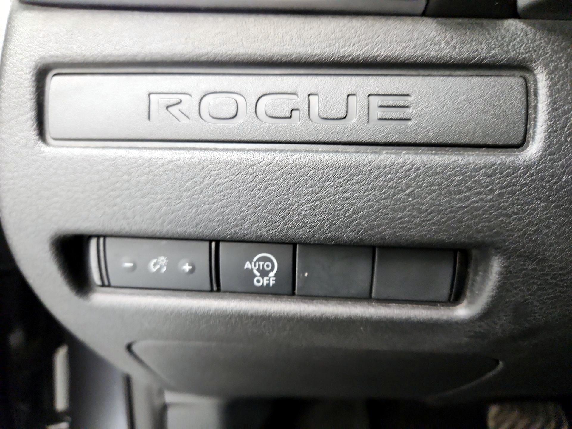 Thumbnail: 2023 Nissan Rogue - 13