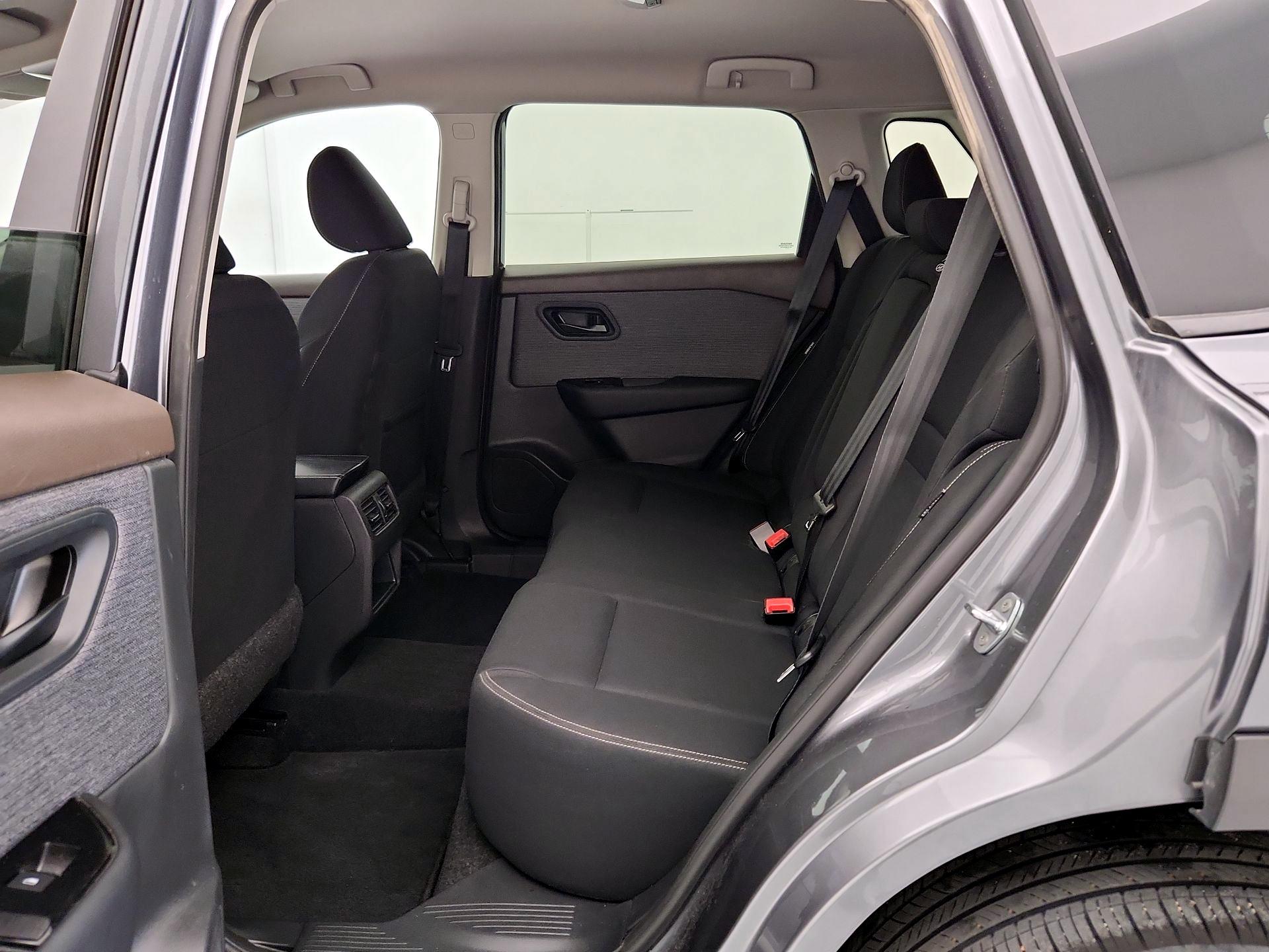 Thumbnail: 2023 Nissan Rogue - 19