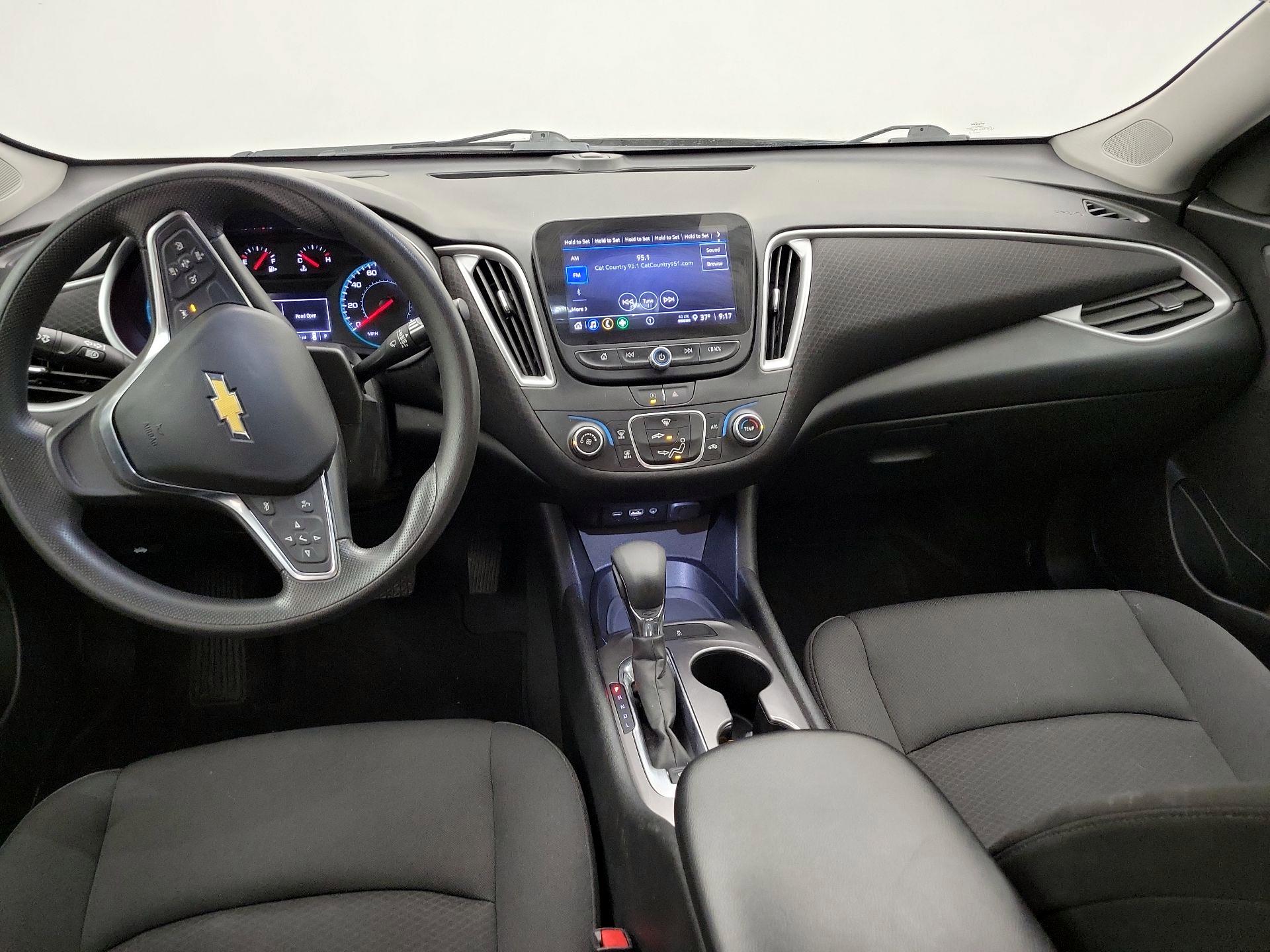 Thumbnail: 2024 Chevrolet Malibu - 9