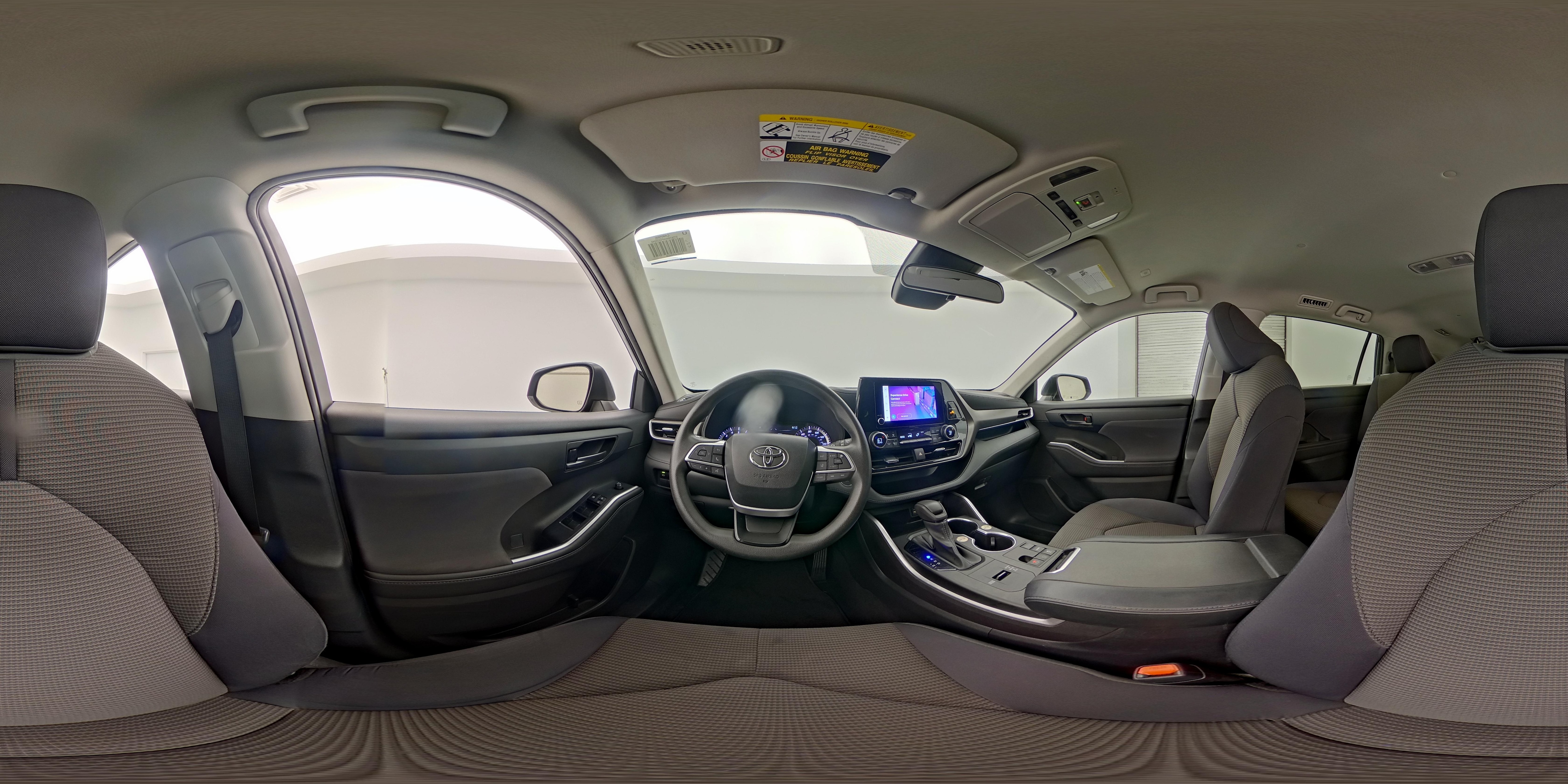 2023 Toyota Highlander L - Photo 28
