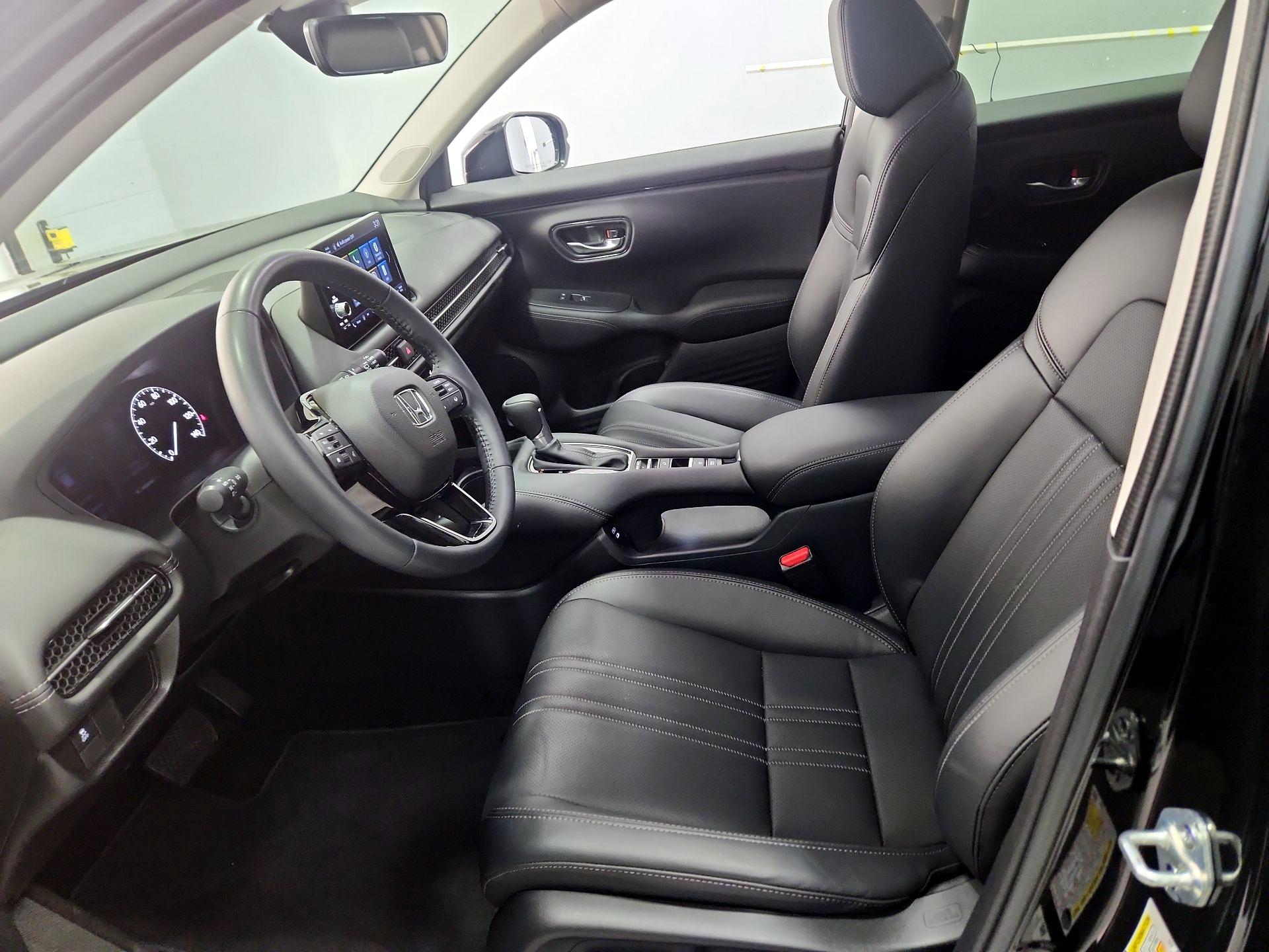 Thumbnail: 2025 Honda HR-V - 11