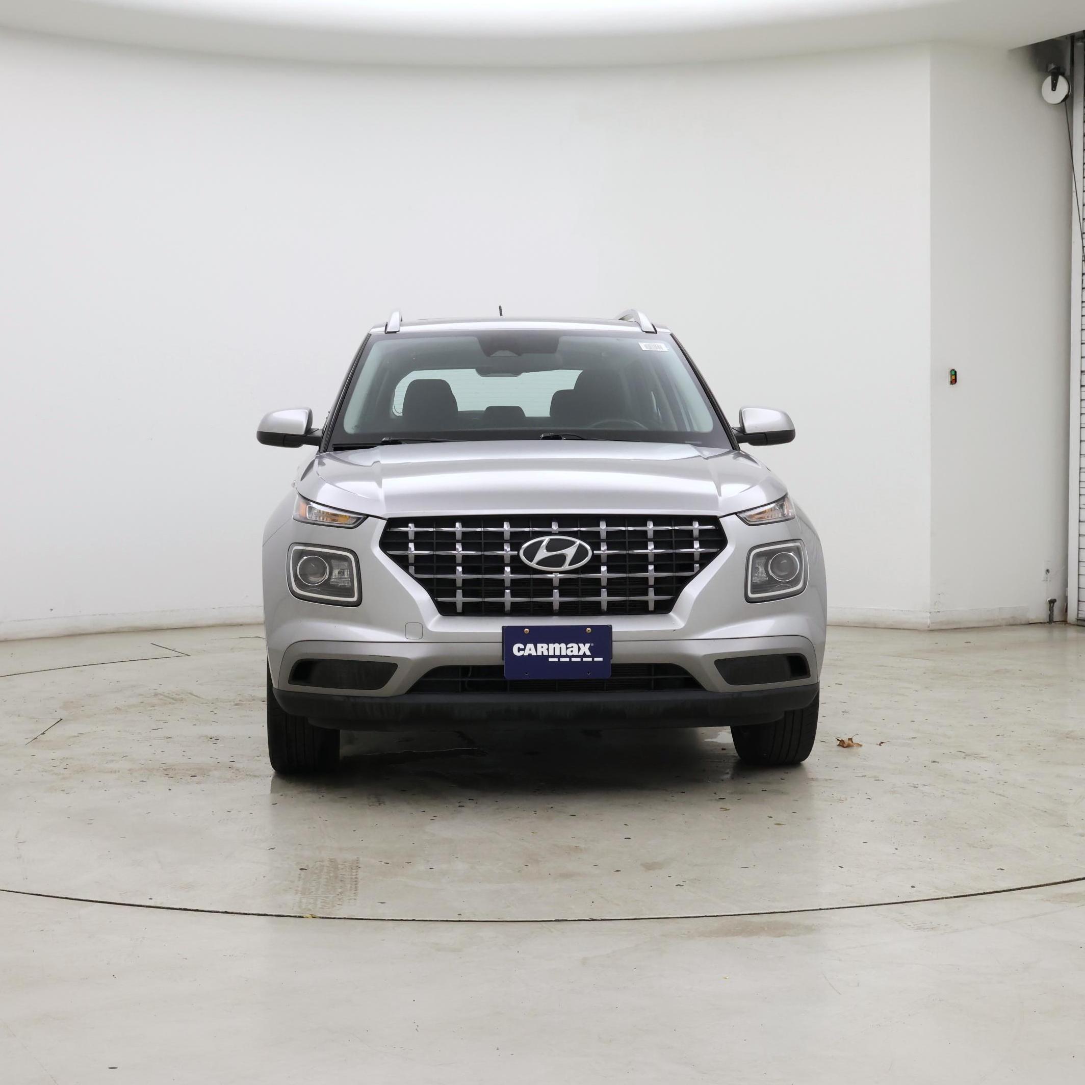 Thumbnail: 2023 Hyundai Venue - 5