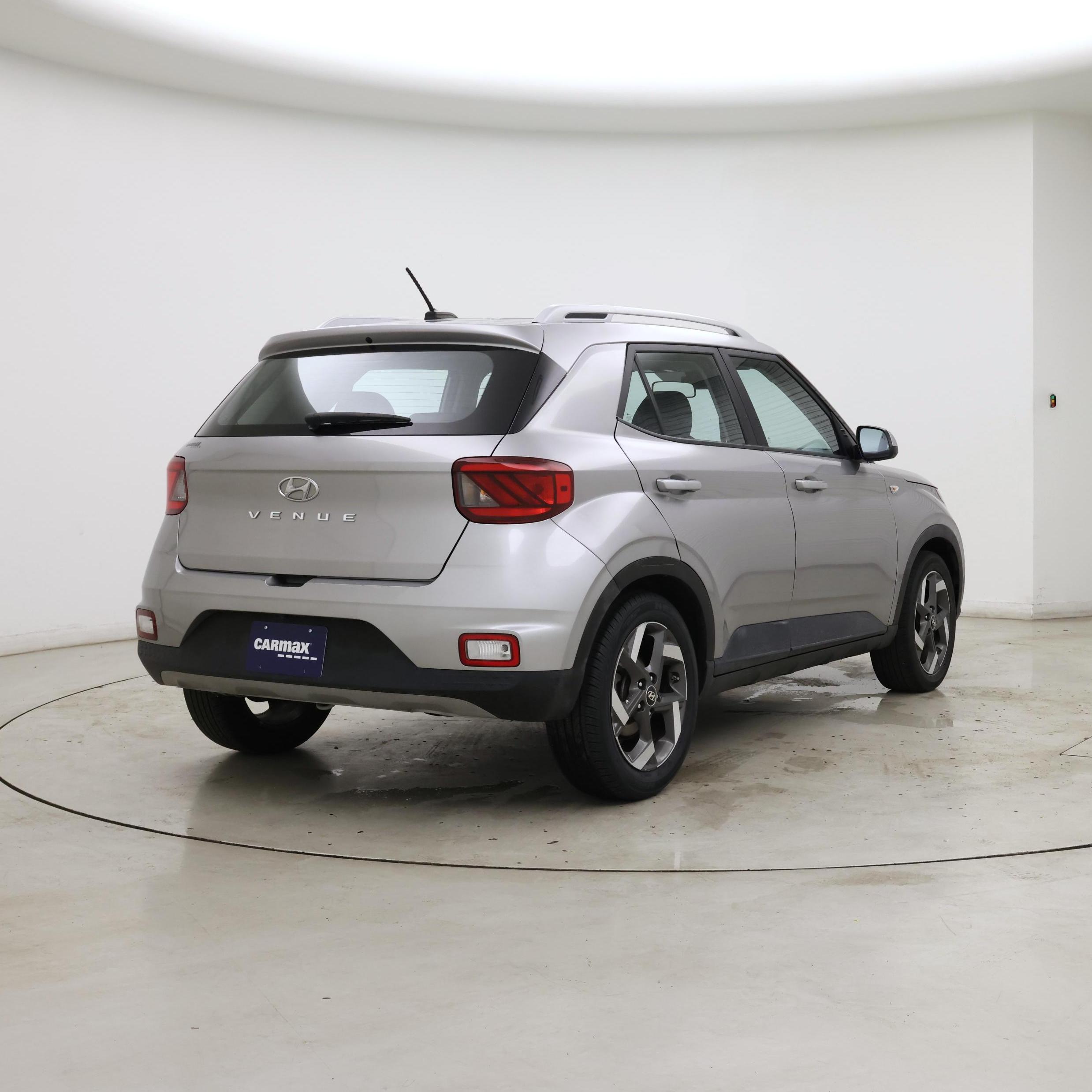 Thumbnail: 2023 Hyundai Venue - 8