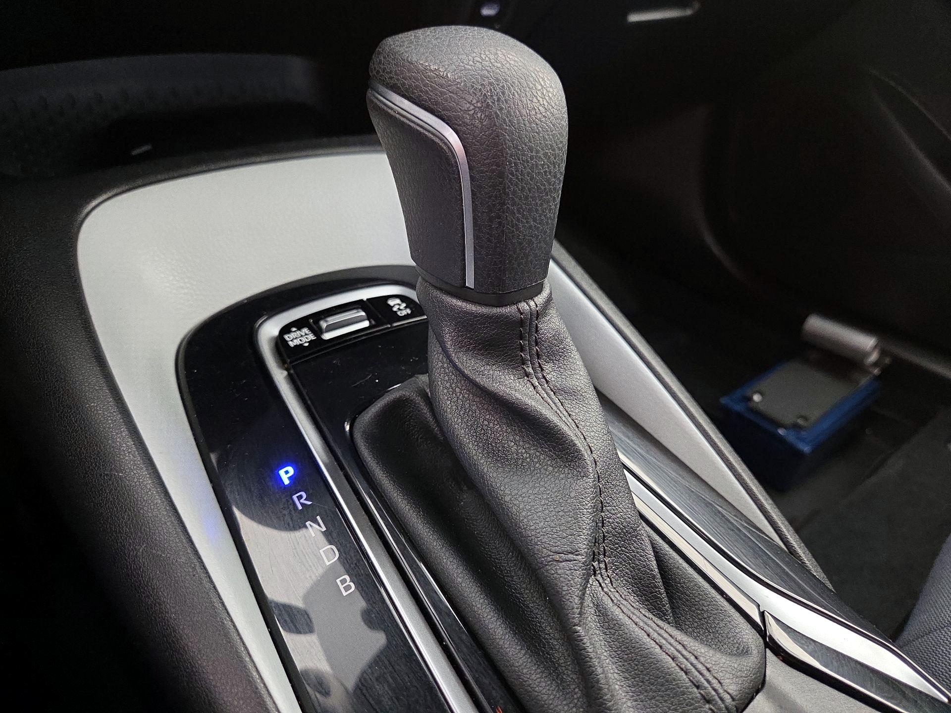 Thumbnail: 2023 Toyota Corolla - 17