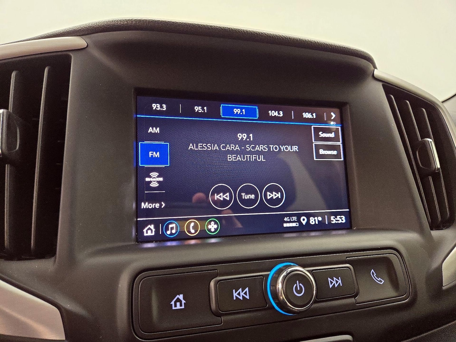 2022 GMC Terrain SLE - Photo 16