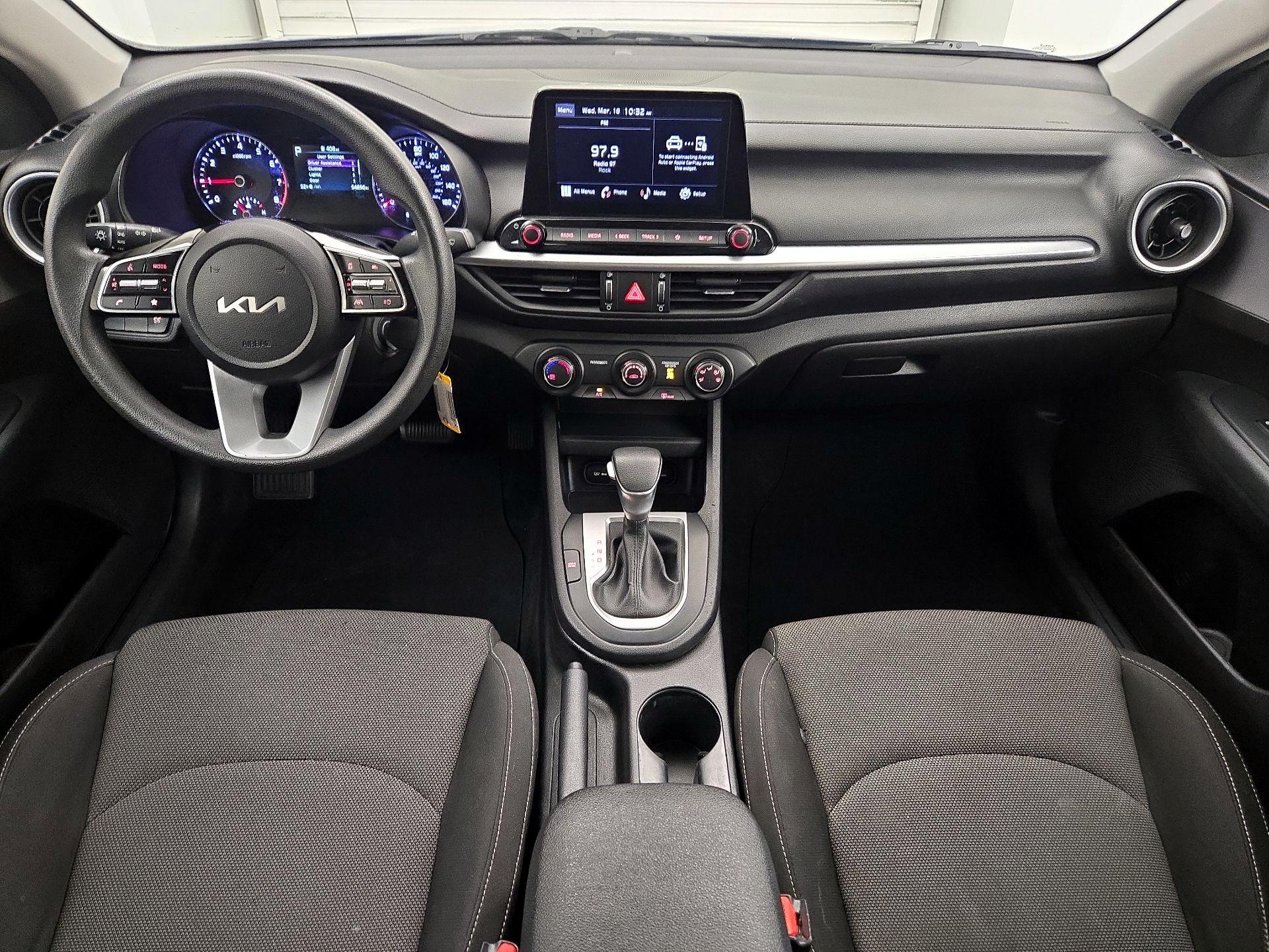 Thumbnail: 2023 Kia Forte - 9