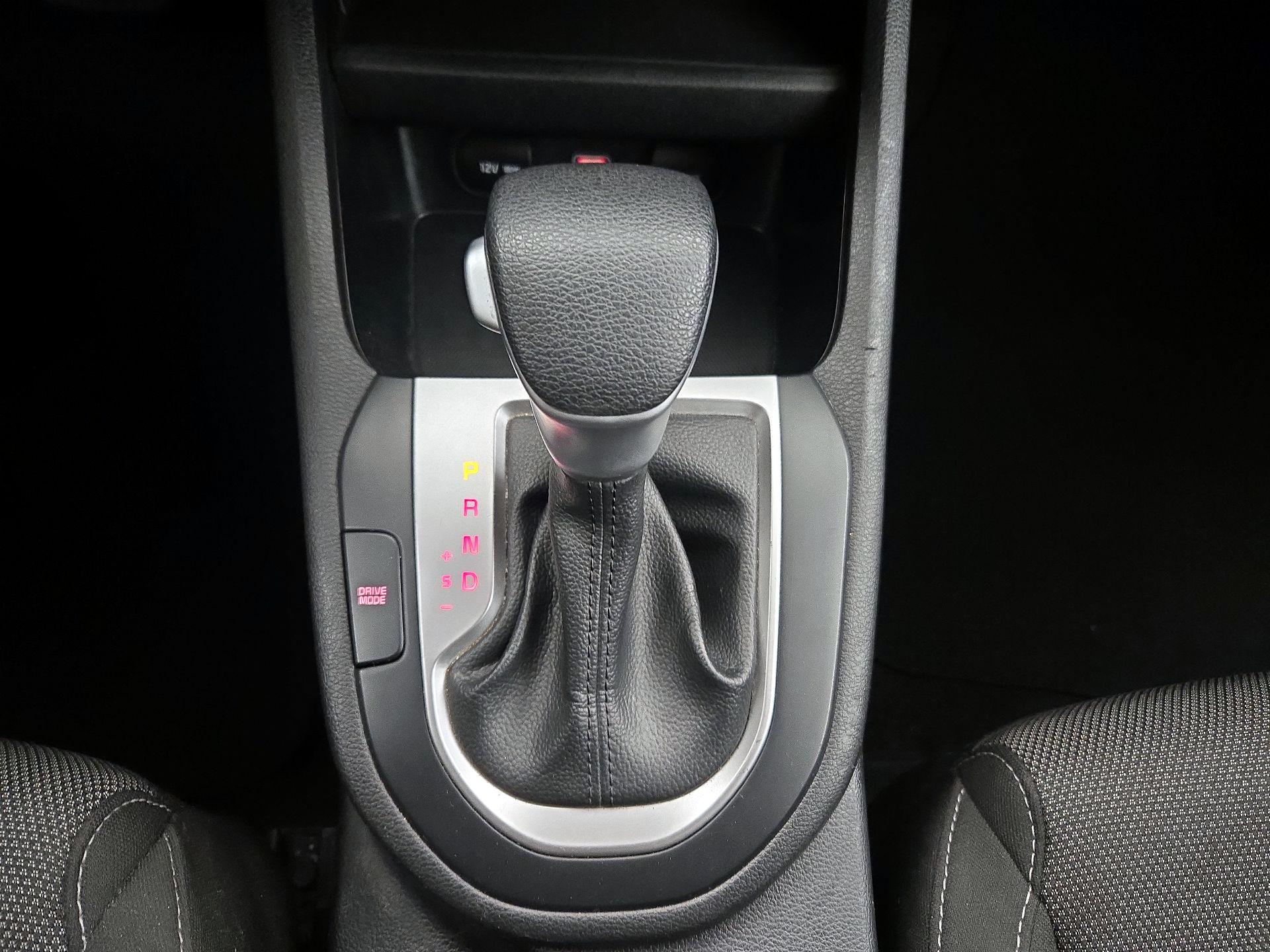 Thumbnail: 2023 Kia Forte - 17