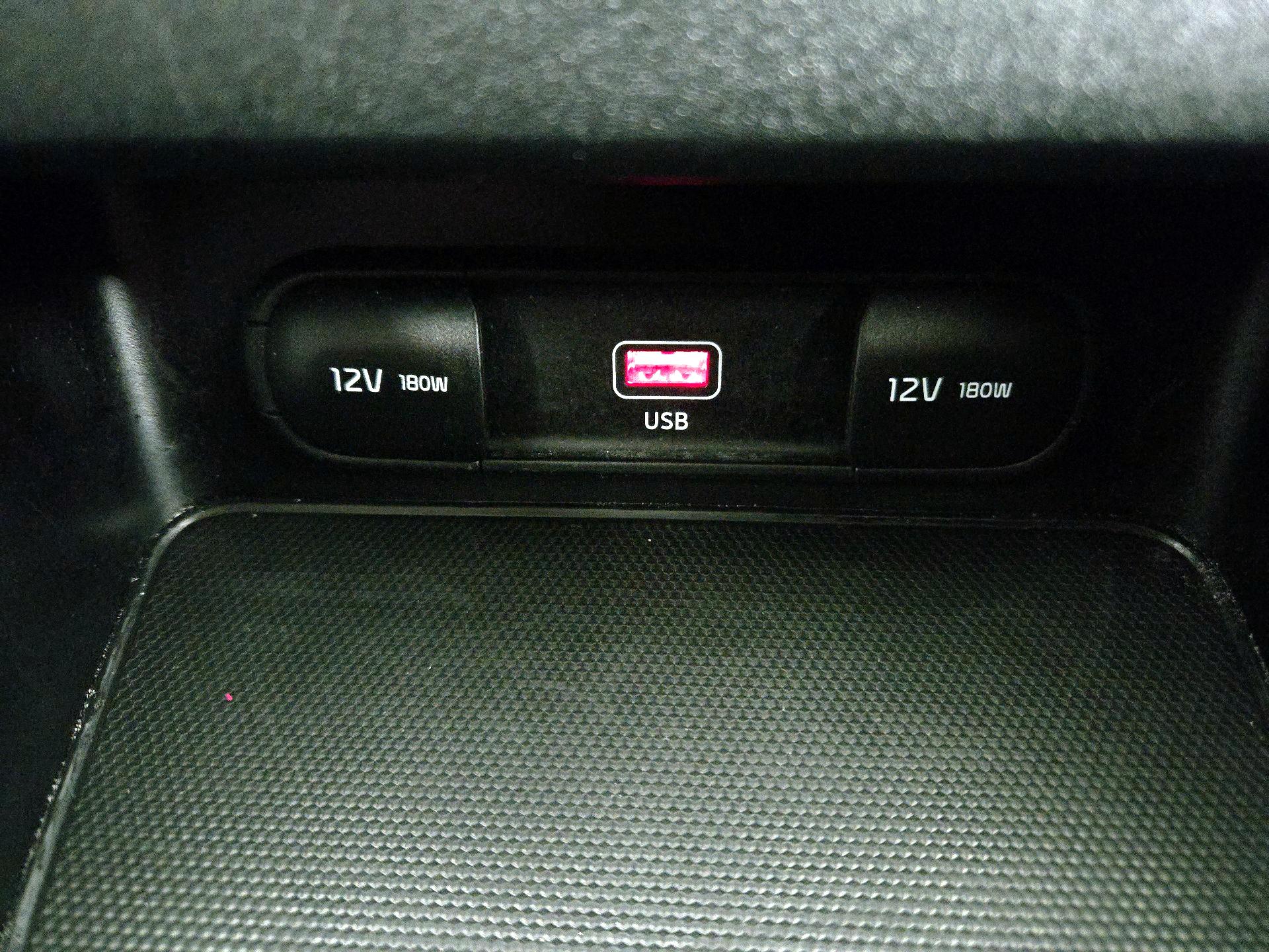 Thumbnail: 2023 Kia Forte - 18