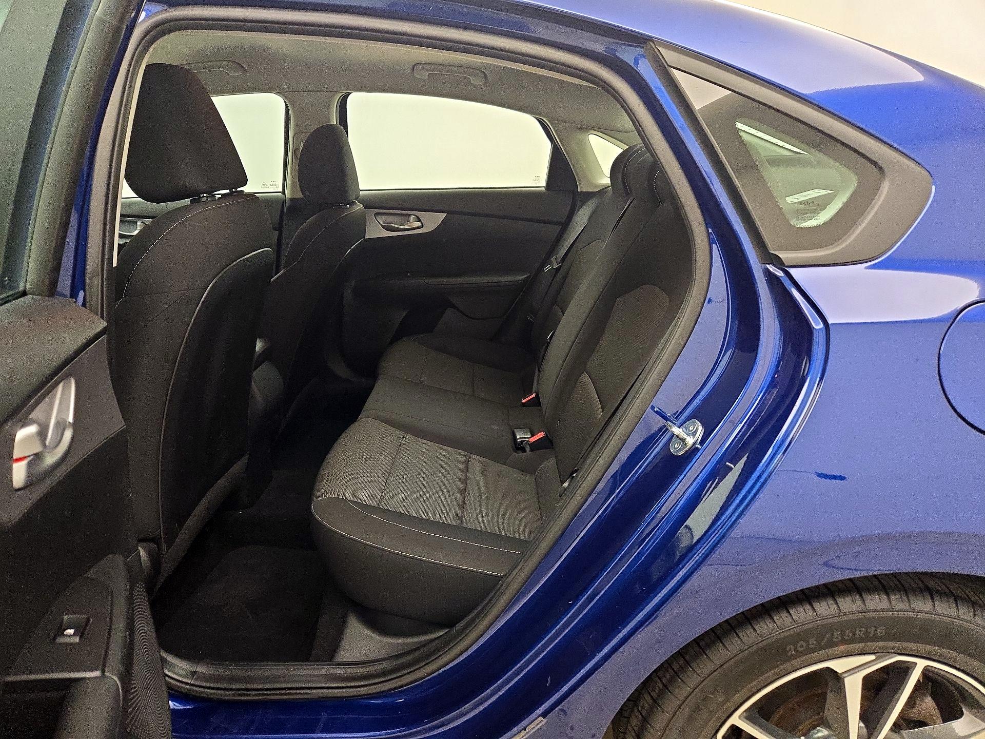 Thumbnail: 2023 Kia Forte - 19