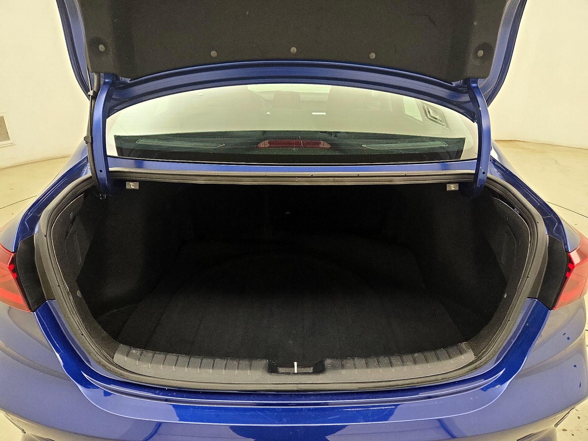 Thumbnail: 2023 Kia Forte - 20