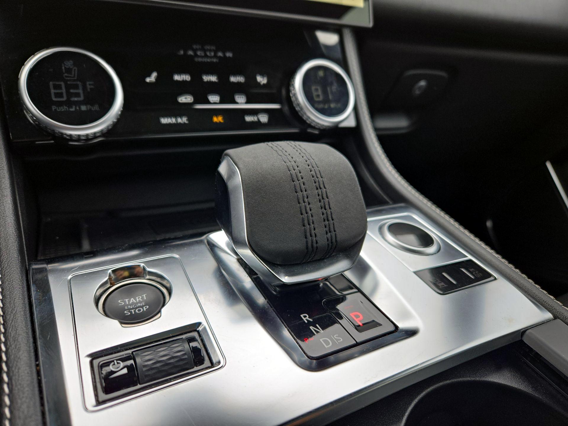 Thumbnail: 2024 Jaguar F-Pace - 18