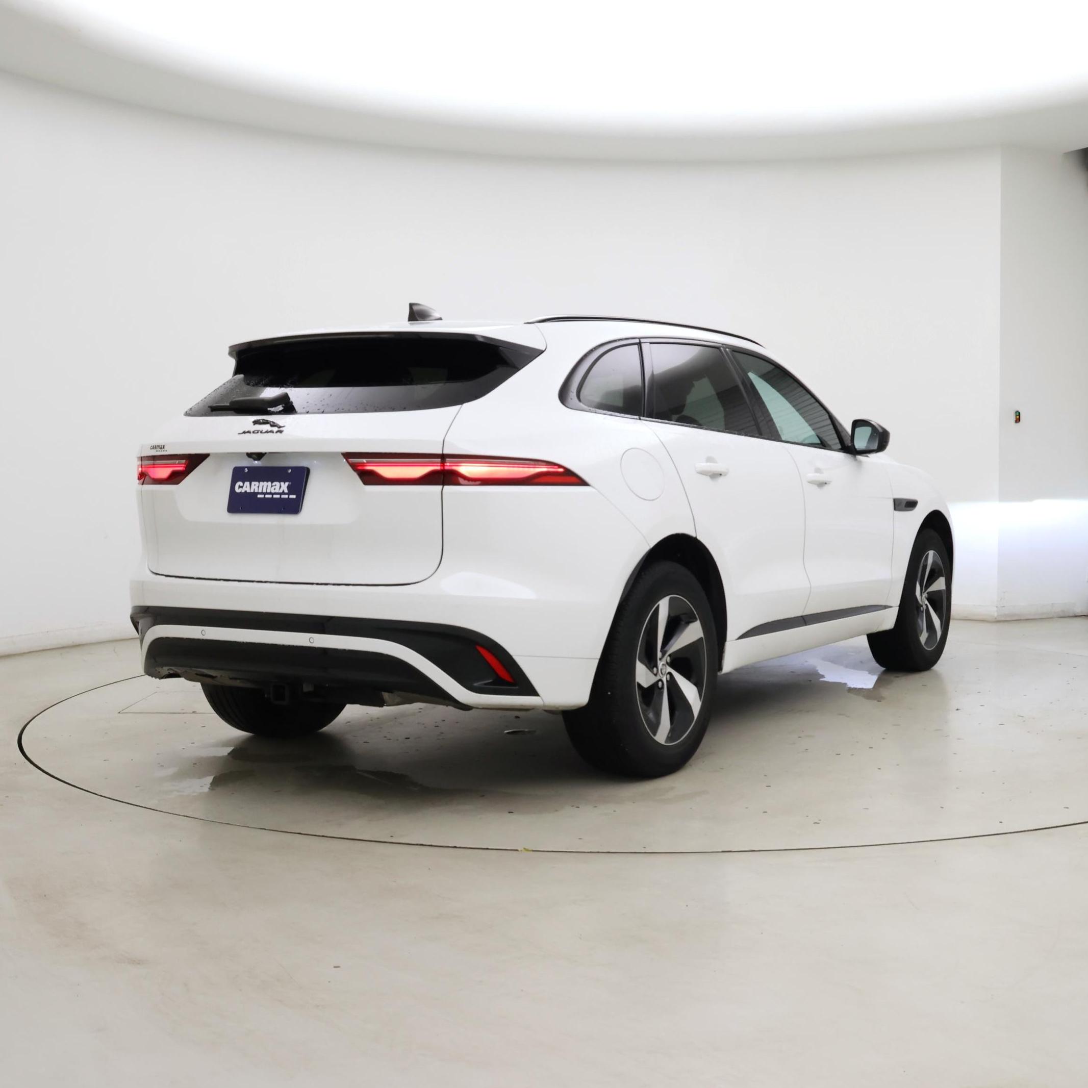 Thumbnail: 2024 Jaguar F-Pace - 8