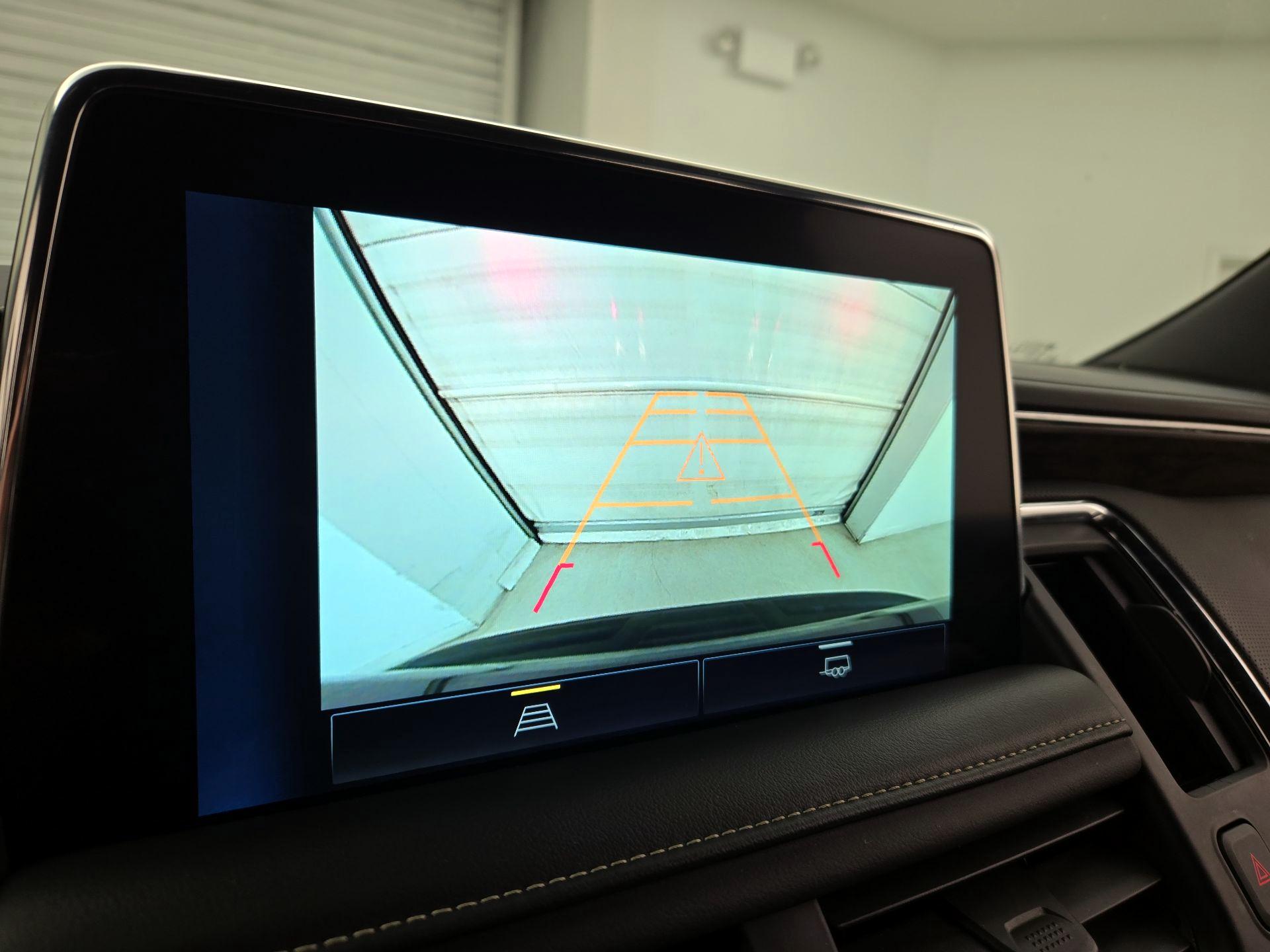 Thumbnail: 2023 Chevrolet Suburban - 14