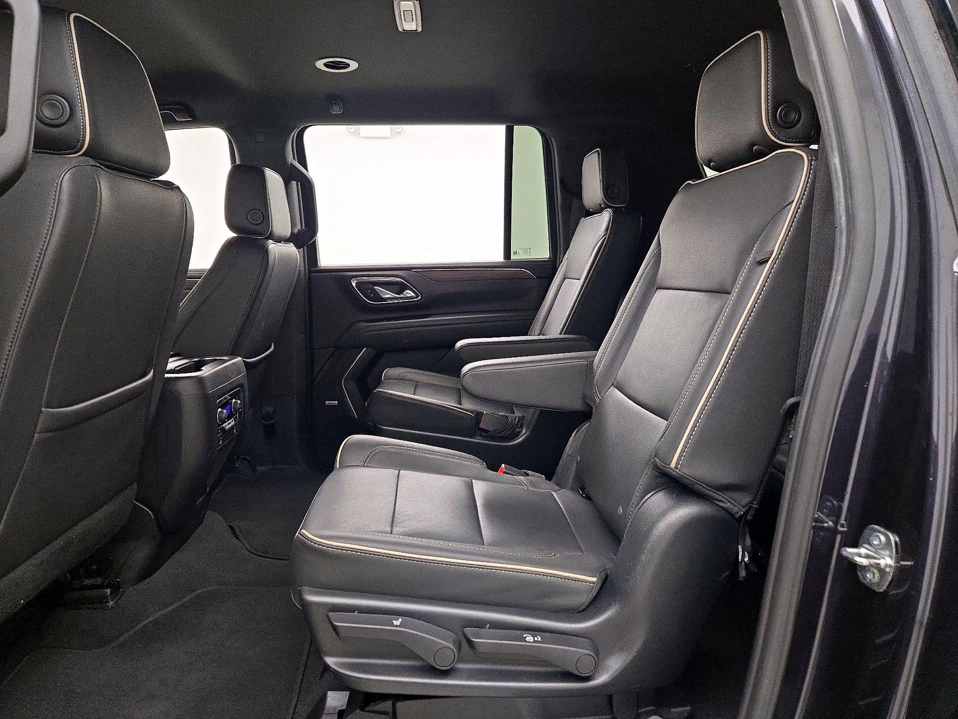 Thumbnail: 2023 Chevrolet Suburban - 18