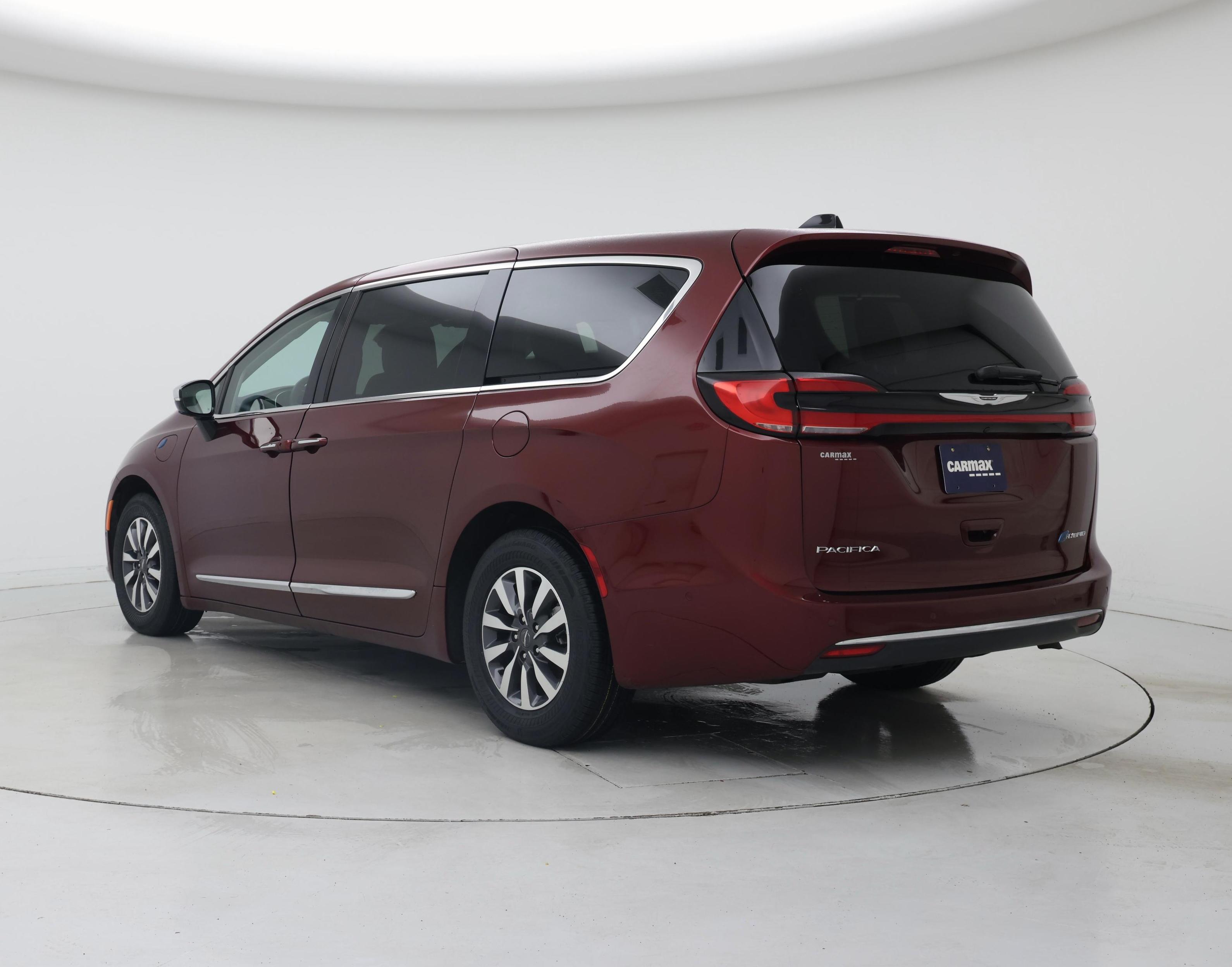 Thumbnail: 2023 Chrysler Pacifica - 2