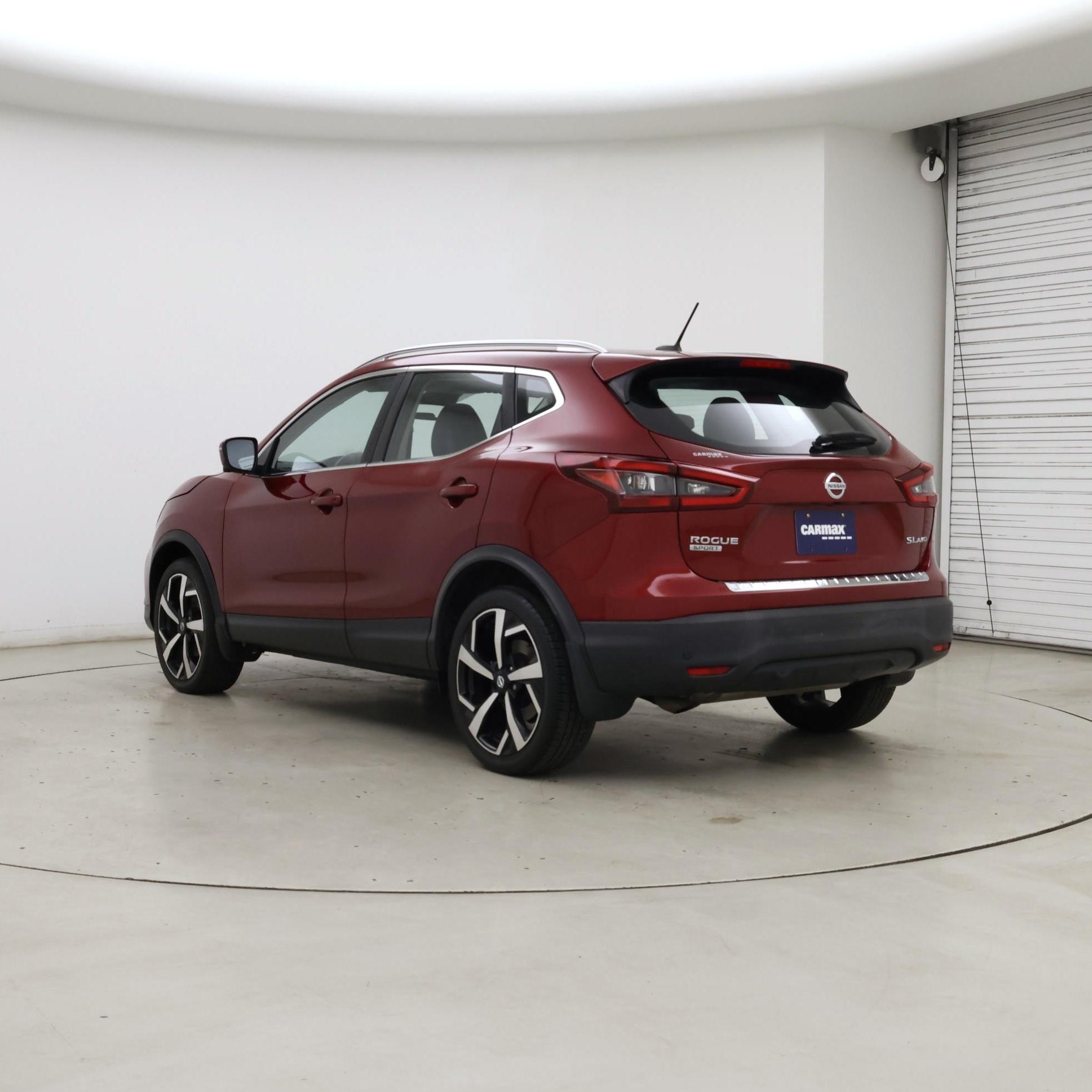 Thumbnail: 2022 Nissan Rogue Sport - 2