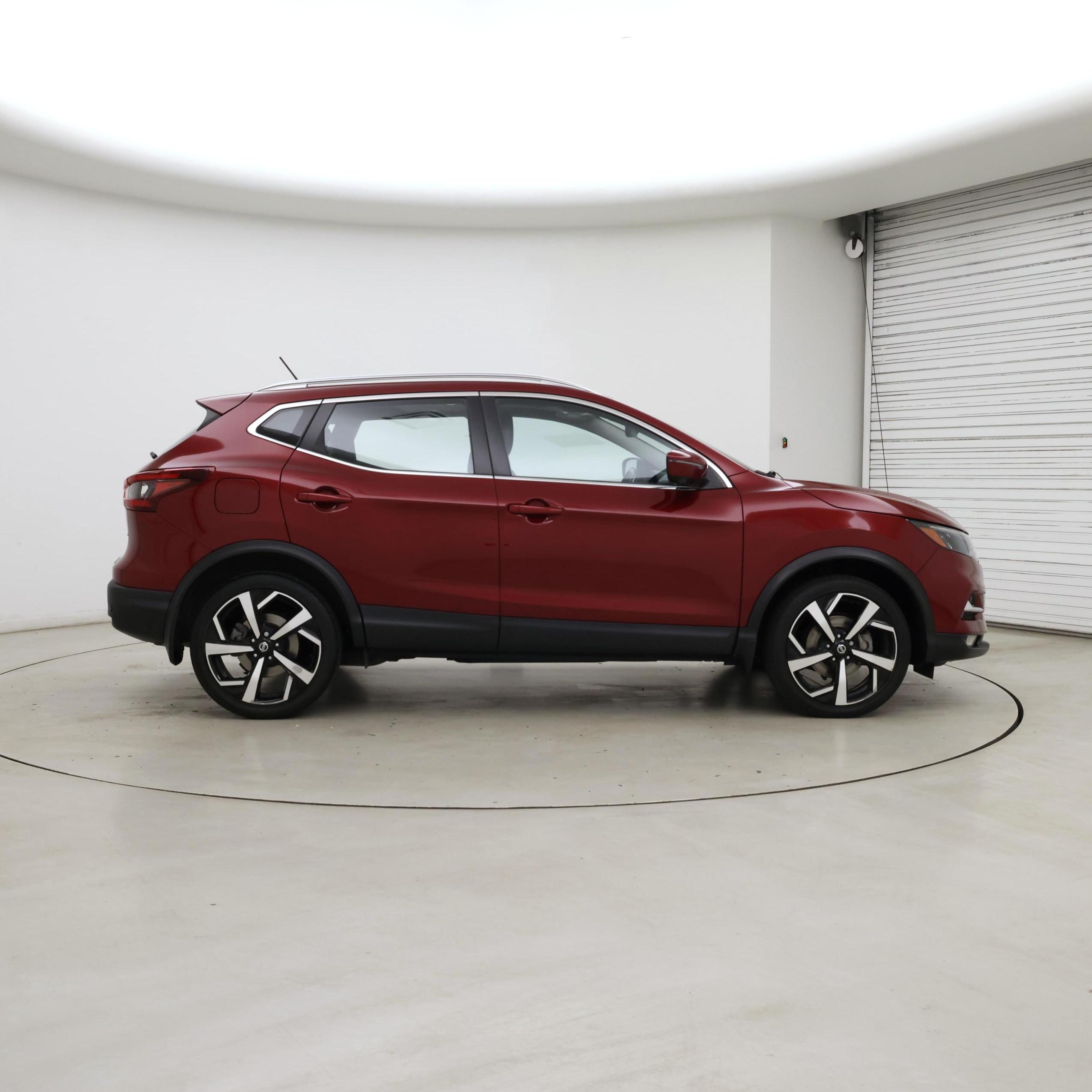 Thumbnail: 2022 Nissan Rogue Sport - 7
