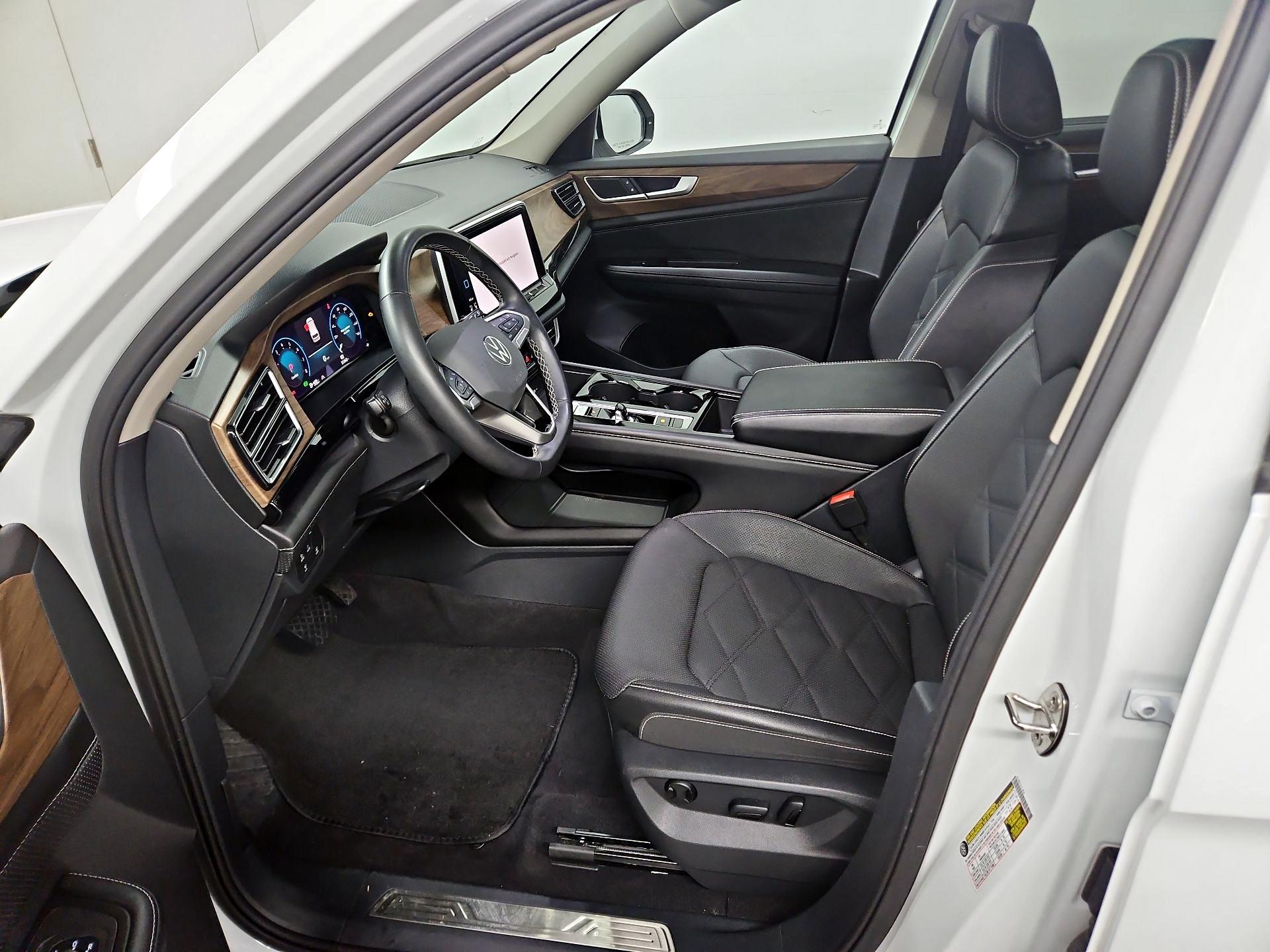 Thumbnail: 2024 Volkswagen Atlas - 11