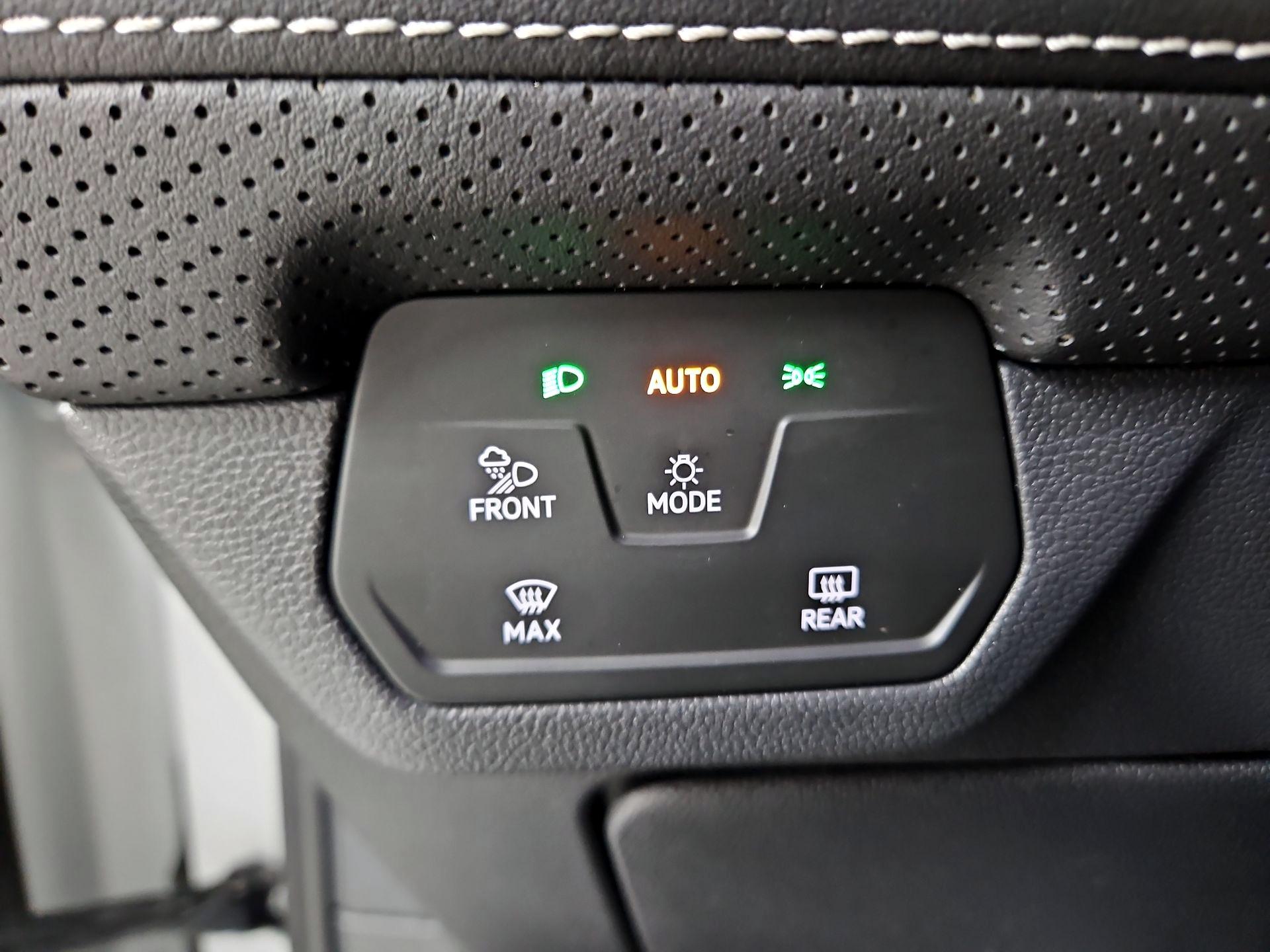 Thumbnail: 2024 Volkswagen Atlas - 13