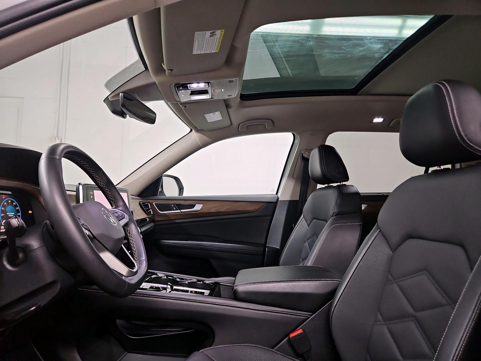 Thumbnail: 2024 Volkswagen Atlas - 19