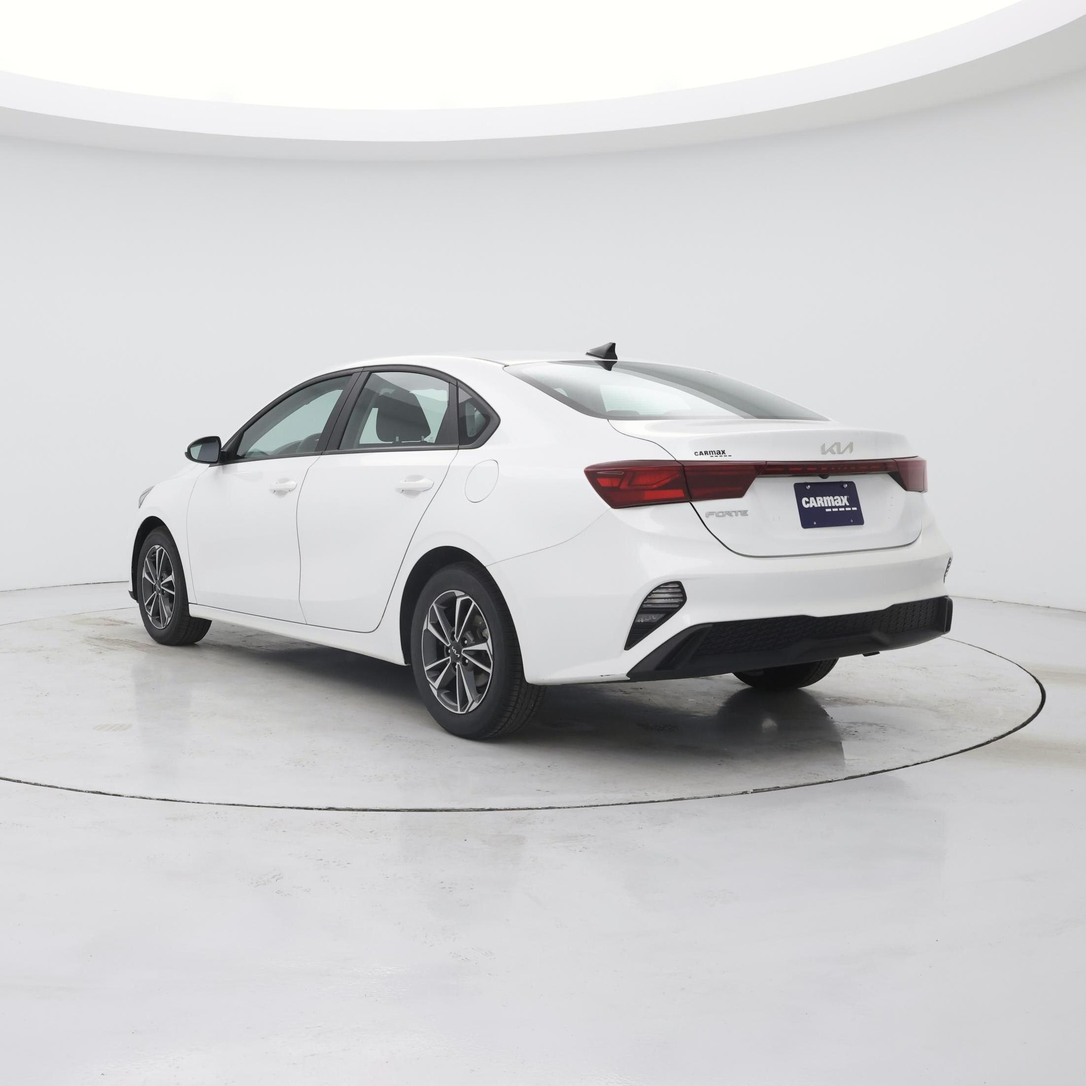 Thumbnail: 2024 Kia Forte - 2