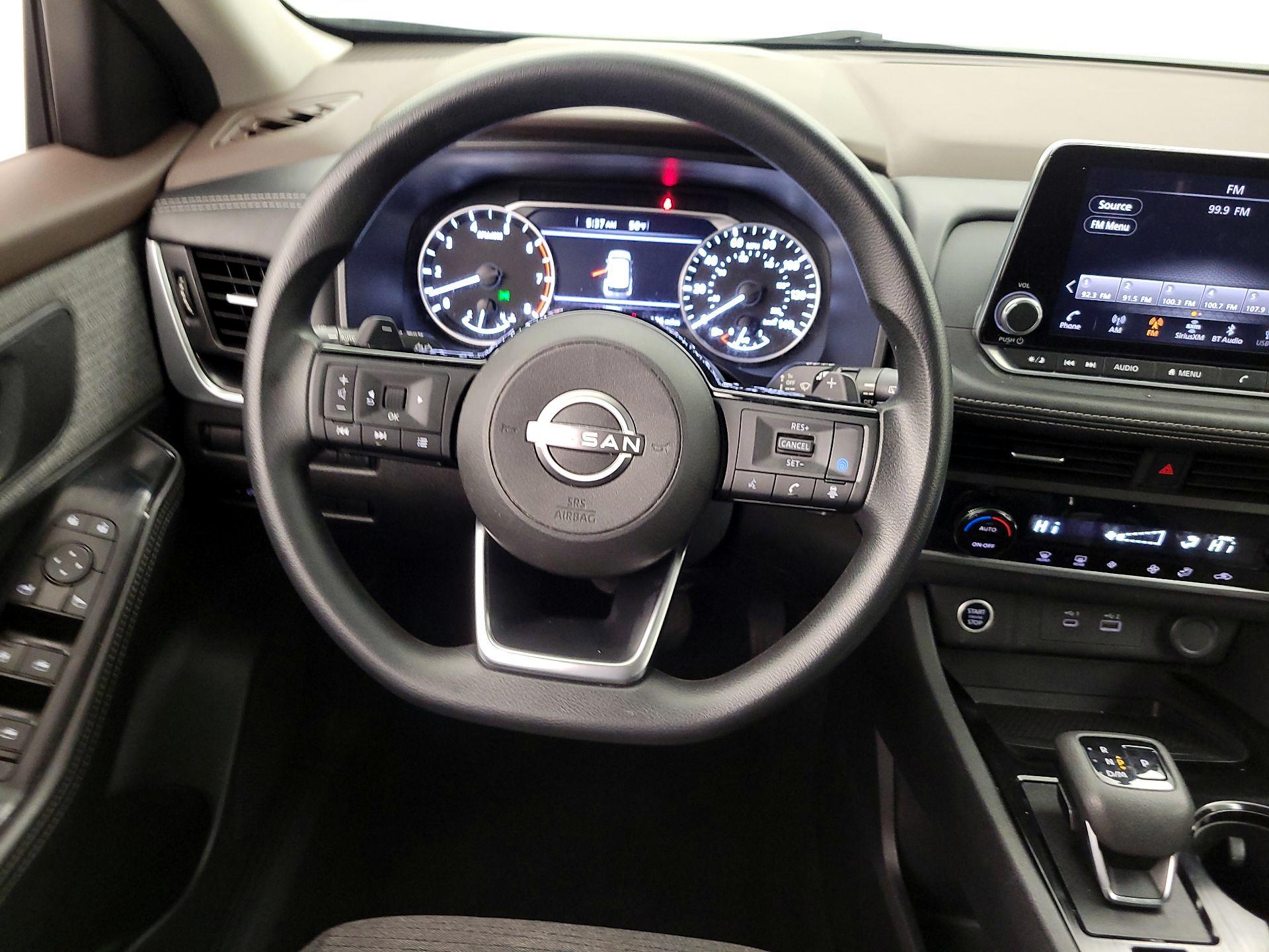 Thumbnail: 2023 Nissan Rogue - 10