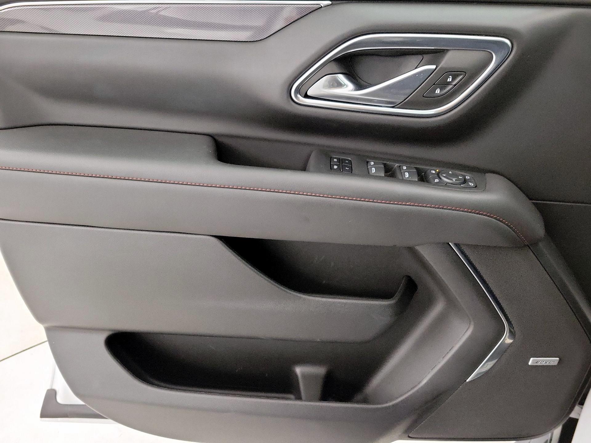 Thumbnail: 2023 Chevrolet Suburban - 12