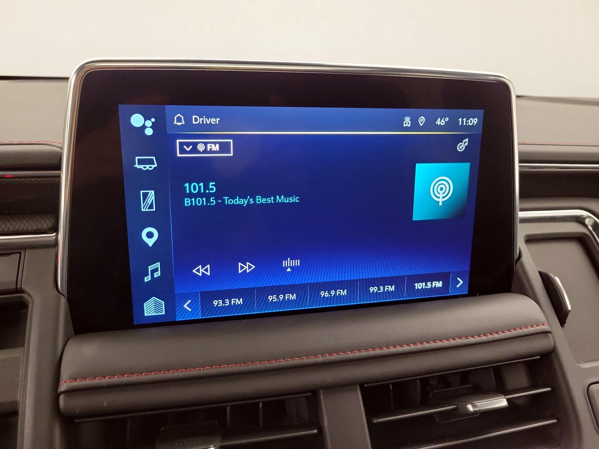 Thumbnail: 2023 Chevrolet Suburban - 16