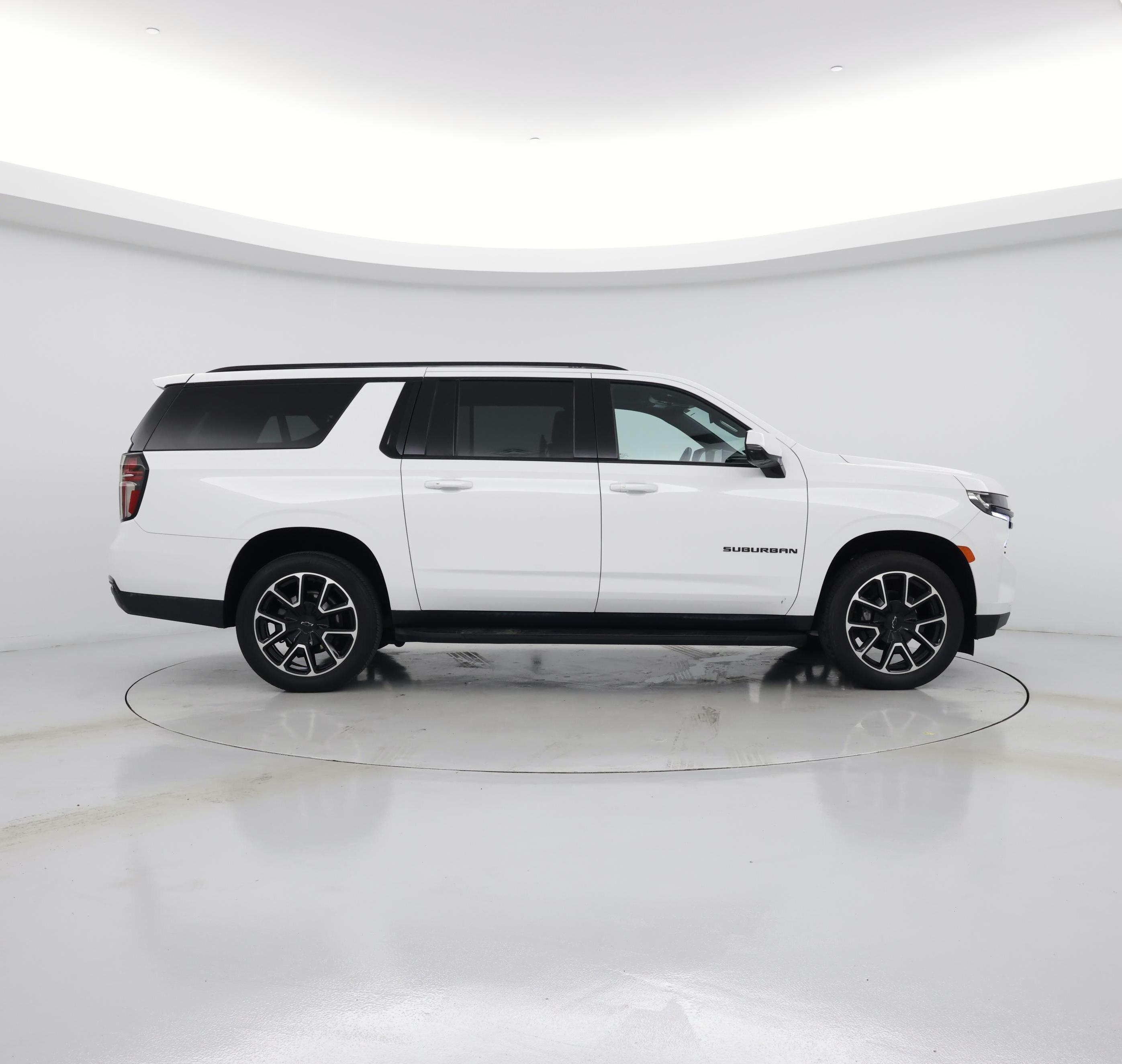 Thumbnail: 2023 Chevrolet Suburban - 7