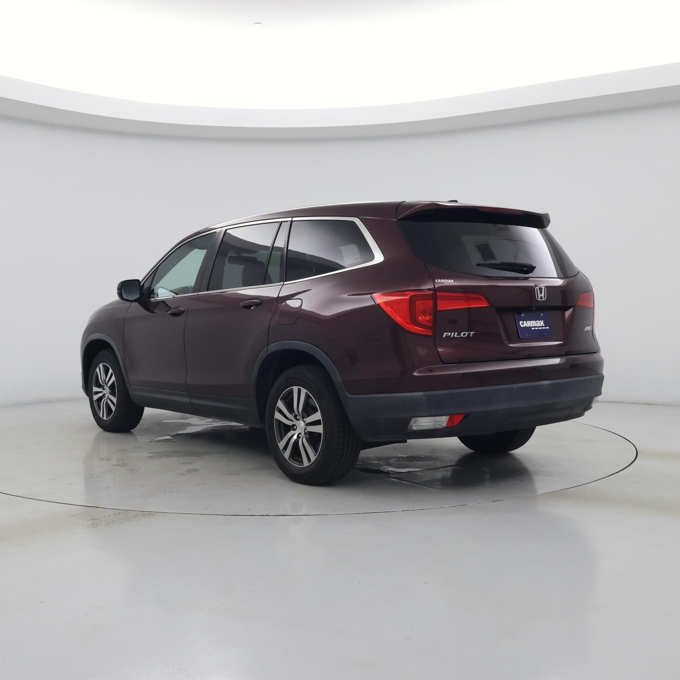 Thumbnail: 2017 Honda Pilot - 2