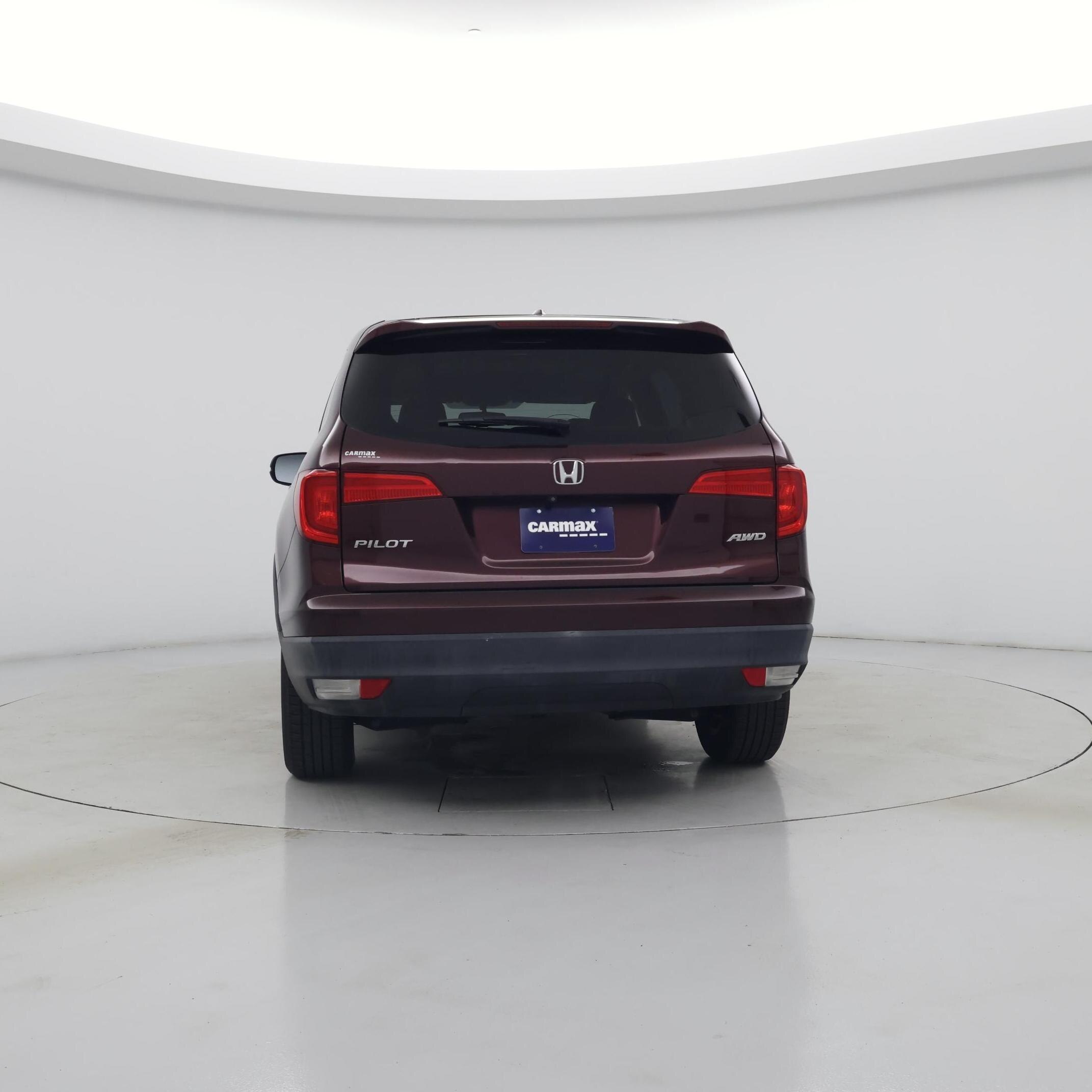 Thumbnail: 2017 Honda Pilot - 6