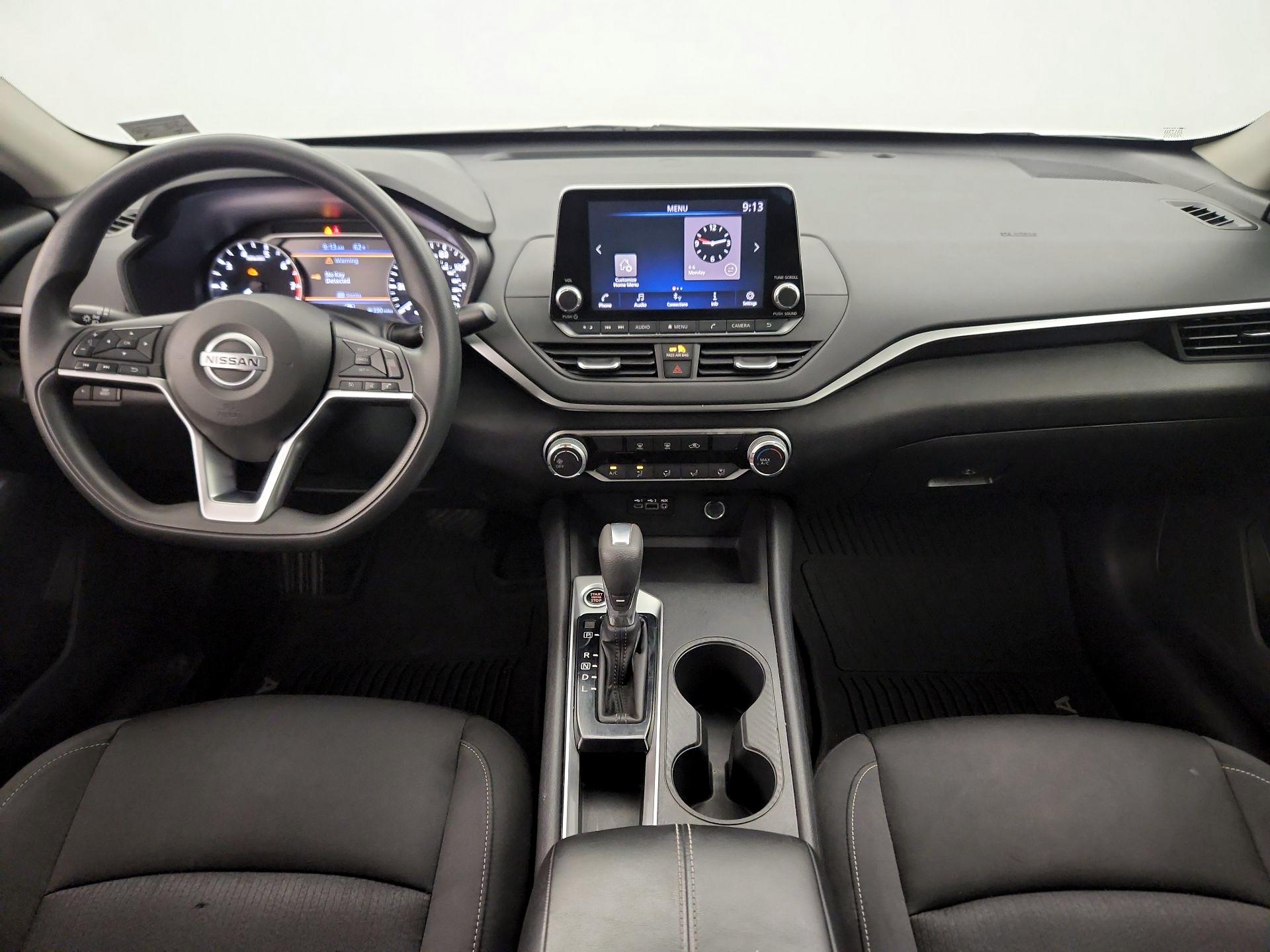 Thumbnail: 2020 Nissan Altima - 9