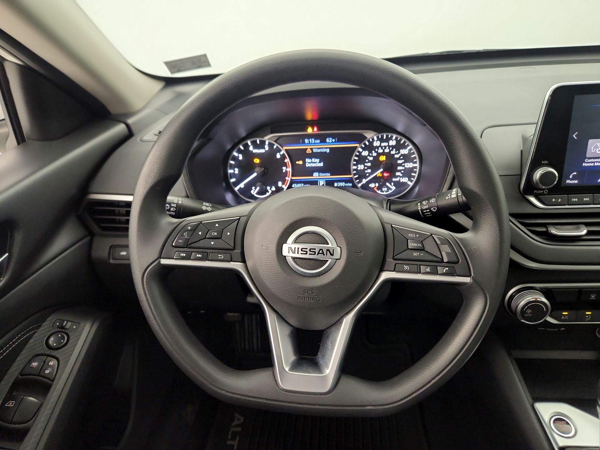 Thumbnail: 2020 Nissan Altima - 10