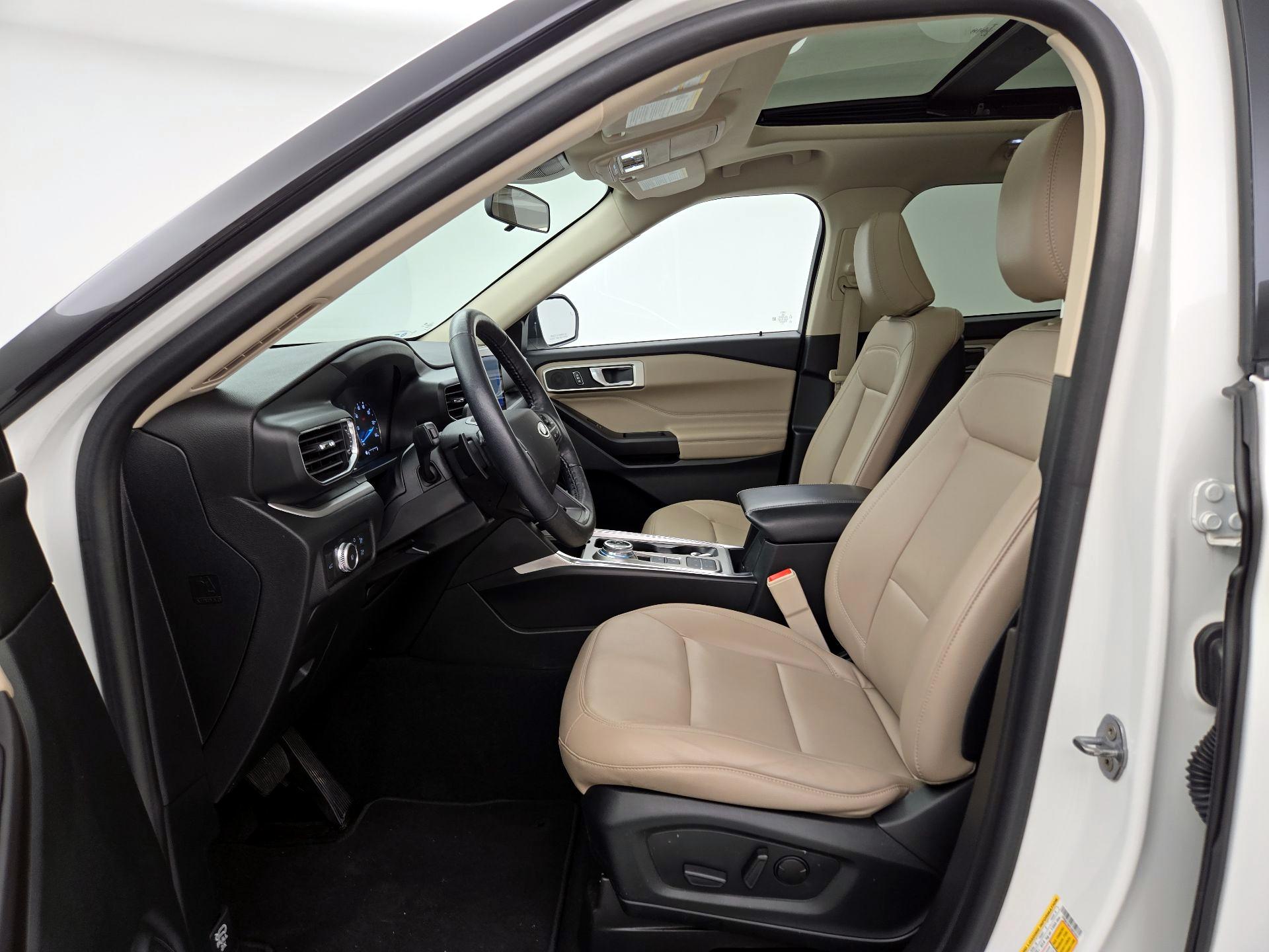 Thumbnail: 2020 Ford Explorer - 11