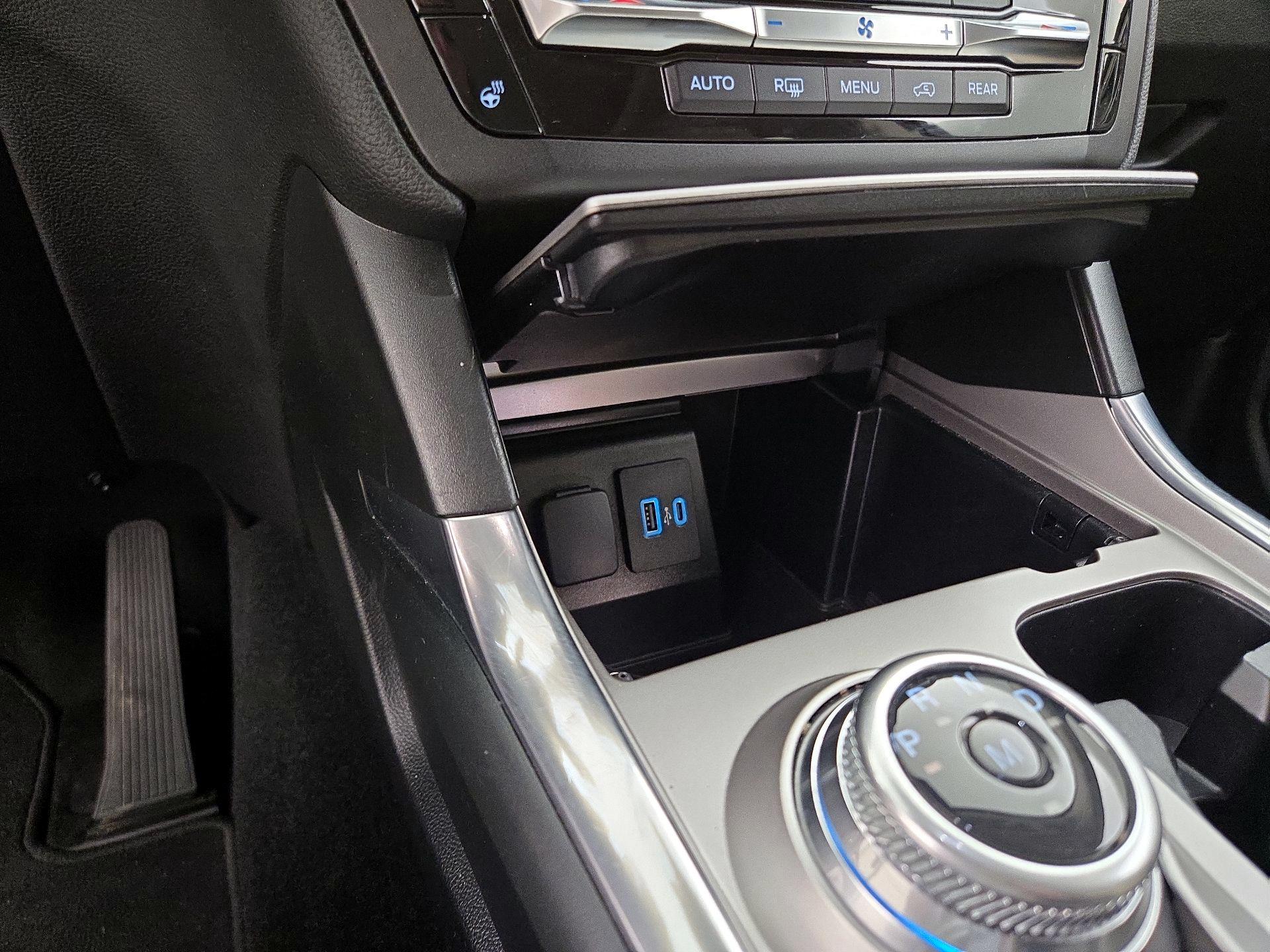 Thumbnail: 2020 Ford Explorer - 18