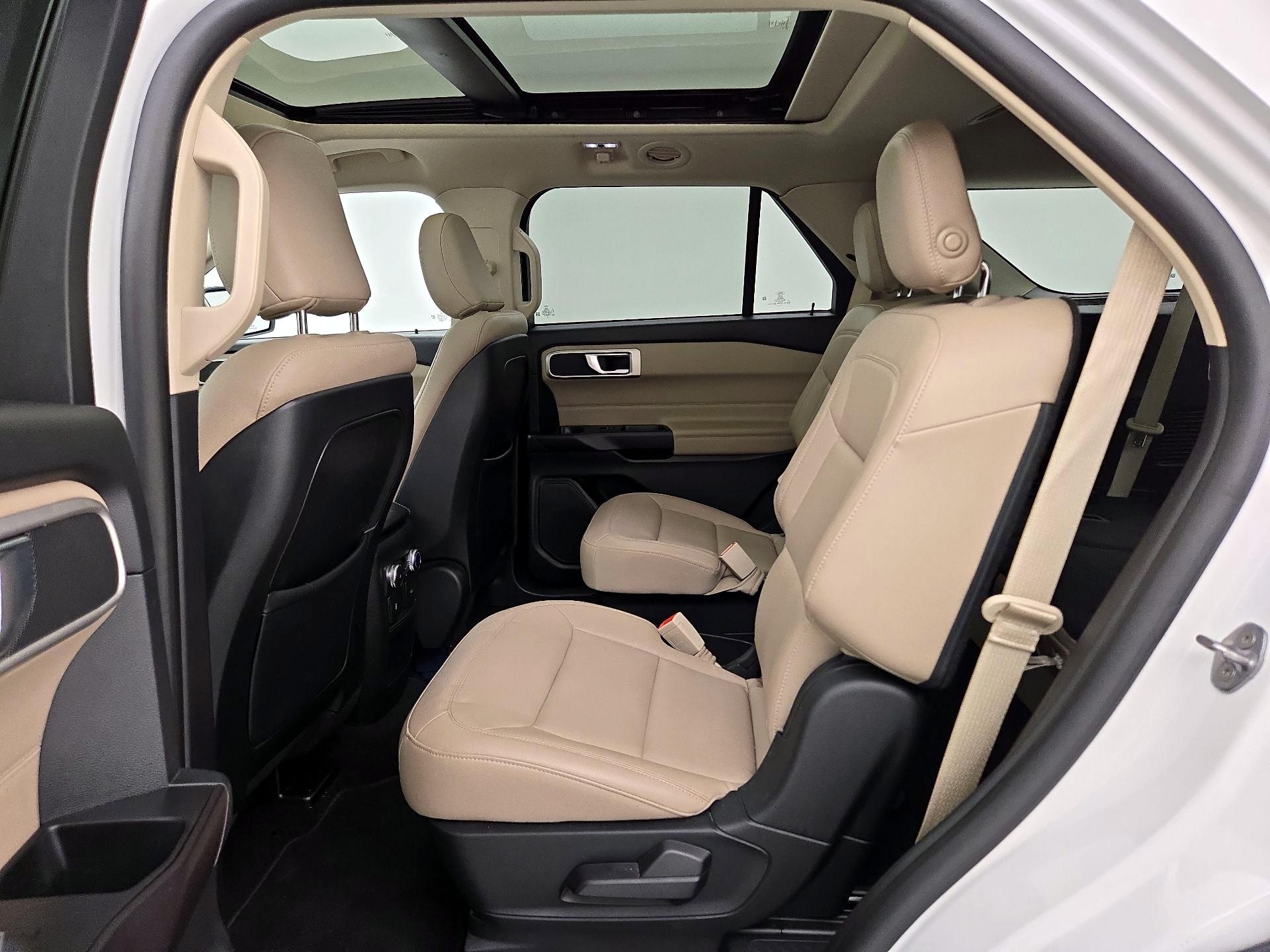 Thumbnail: 2020 Ford Explorer - 20