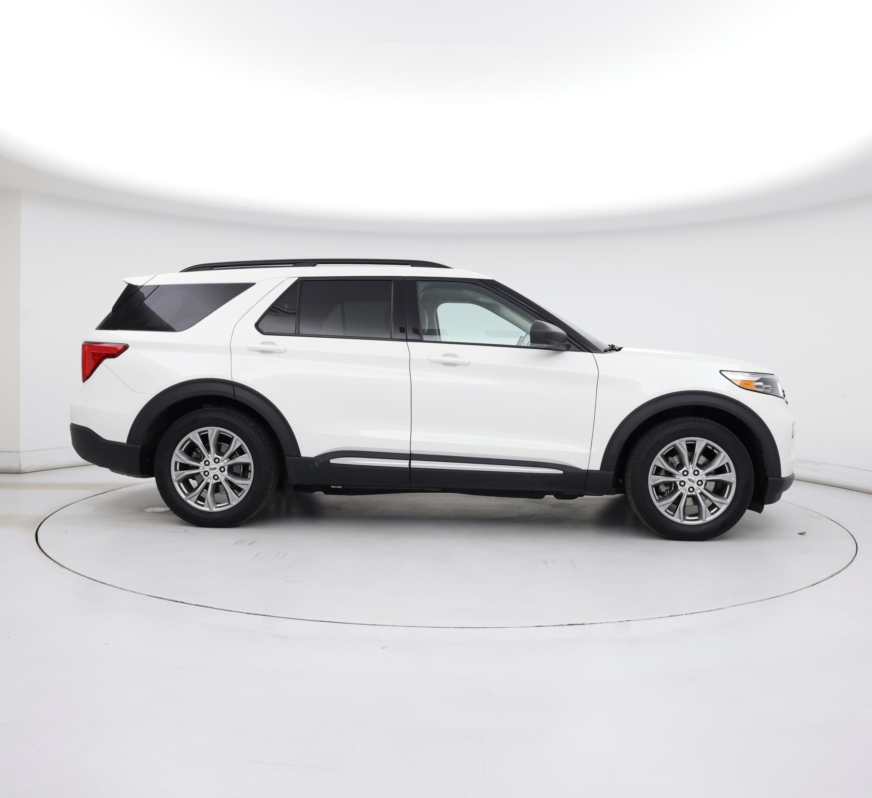 Thumbnail: 2020 Ford Explorer - 7
