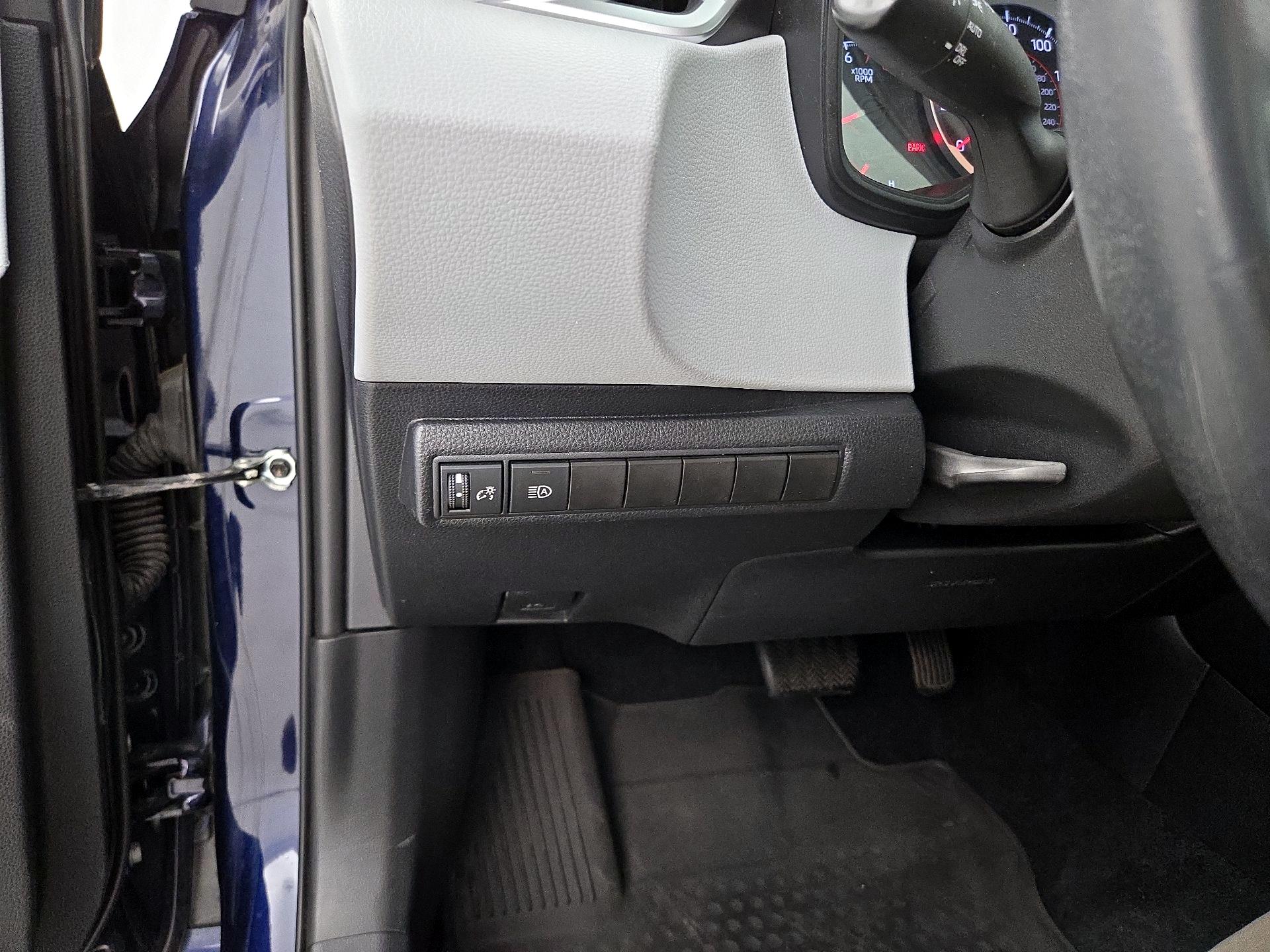 Thumbnail: 2020 Toyota Corolla - 13