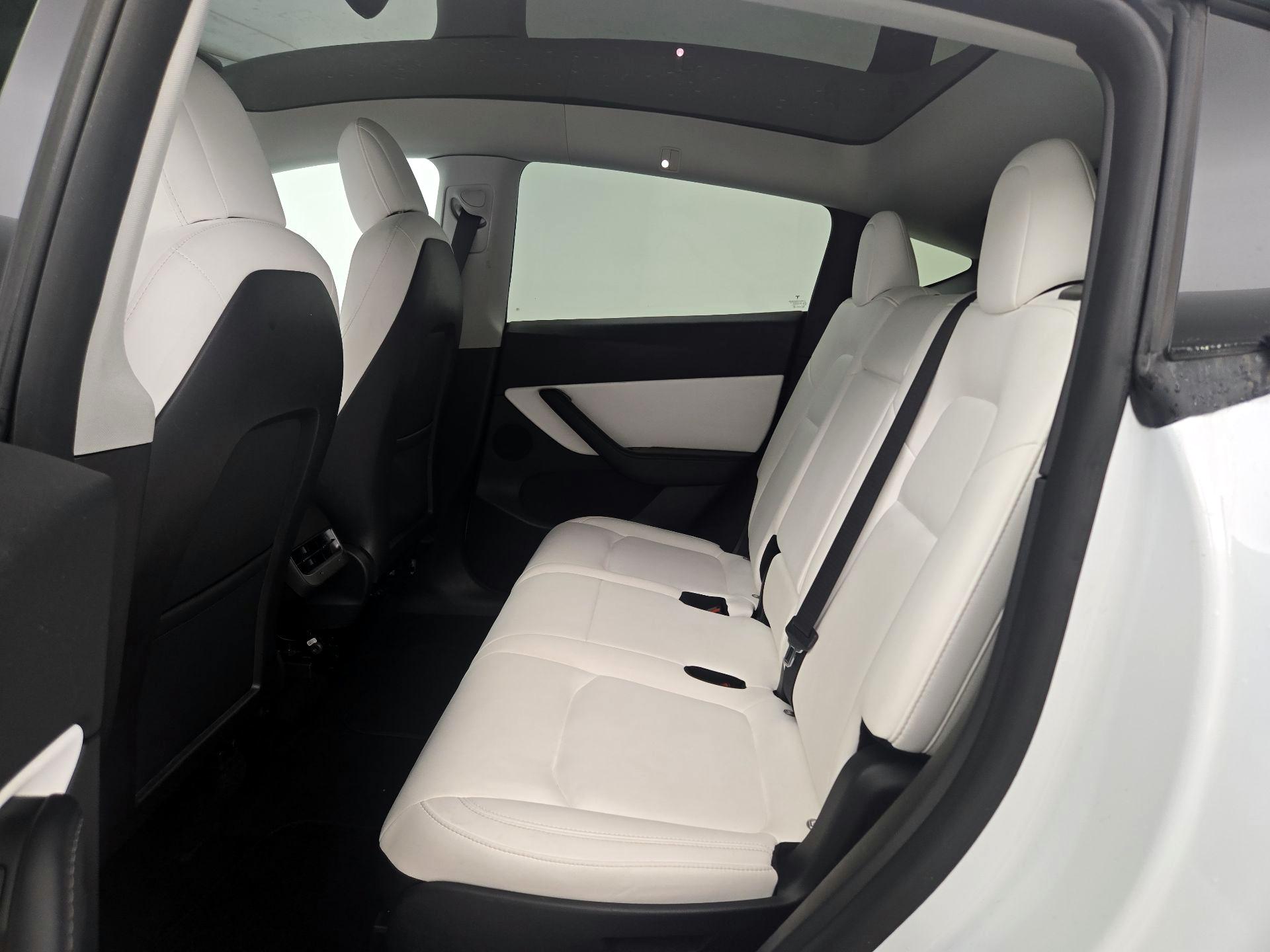 Thumbnail: 2021 Tesla Model Y - 20