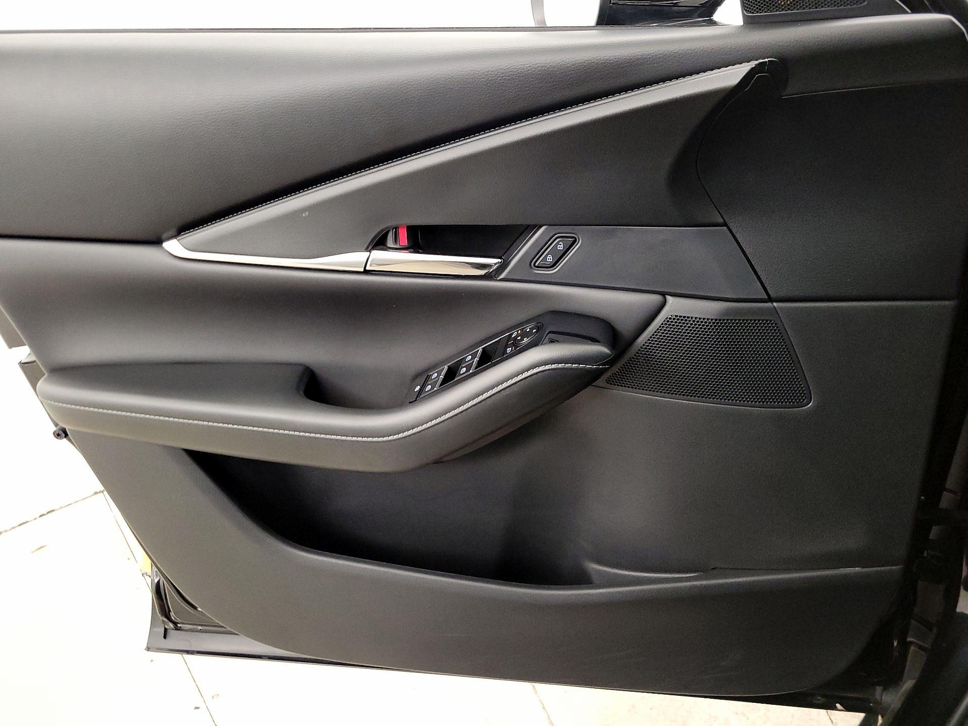 Thumbnail: 2023 Mazda CX-30 - 12