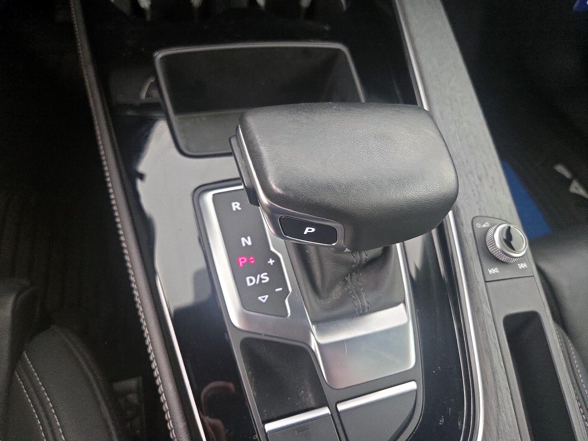 Thumbnail: 2021 Audi A4 - 15