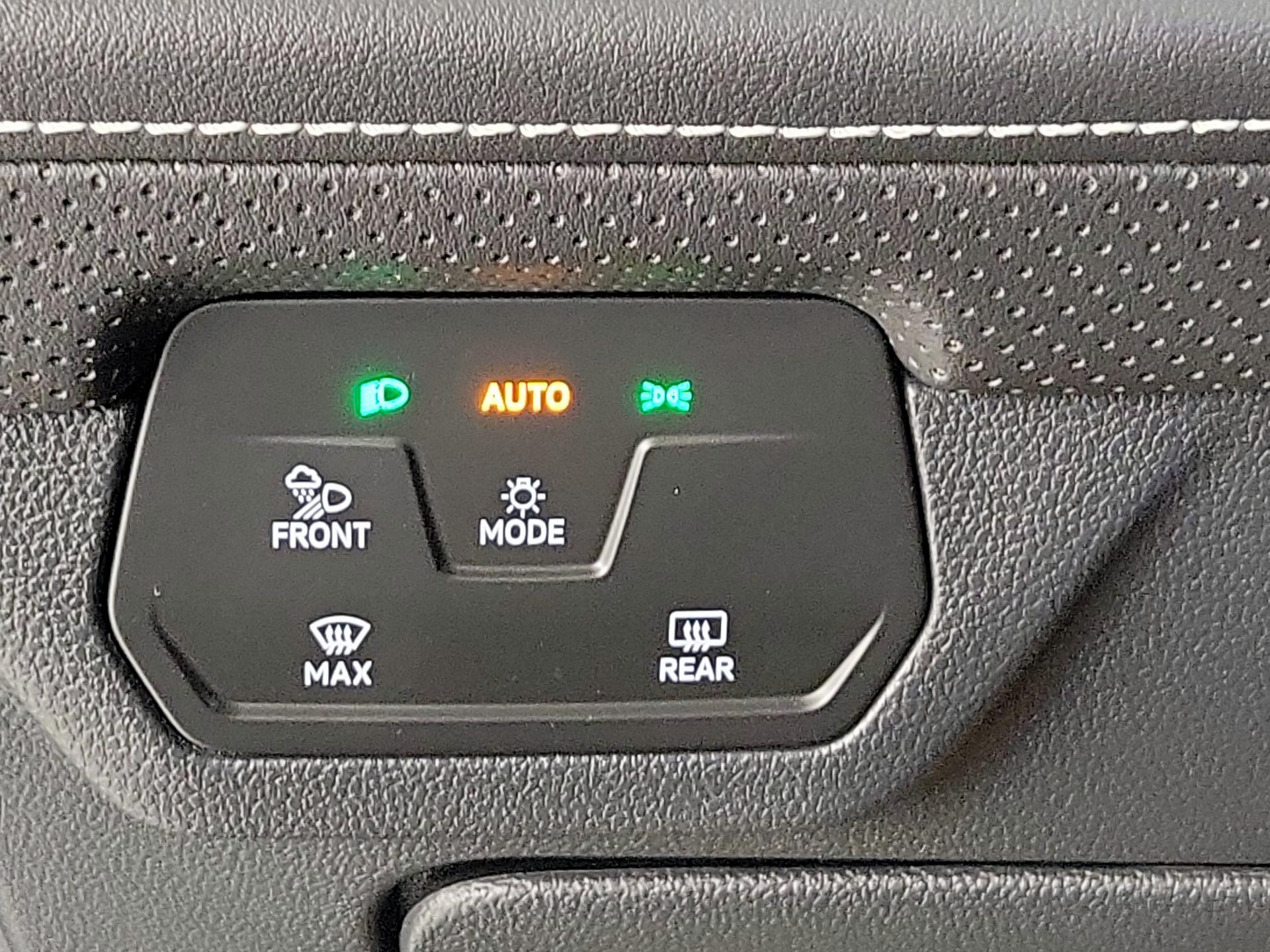 Thumbnail: 2024 Volkswagen Atlas - 13