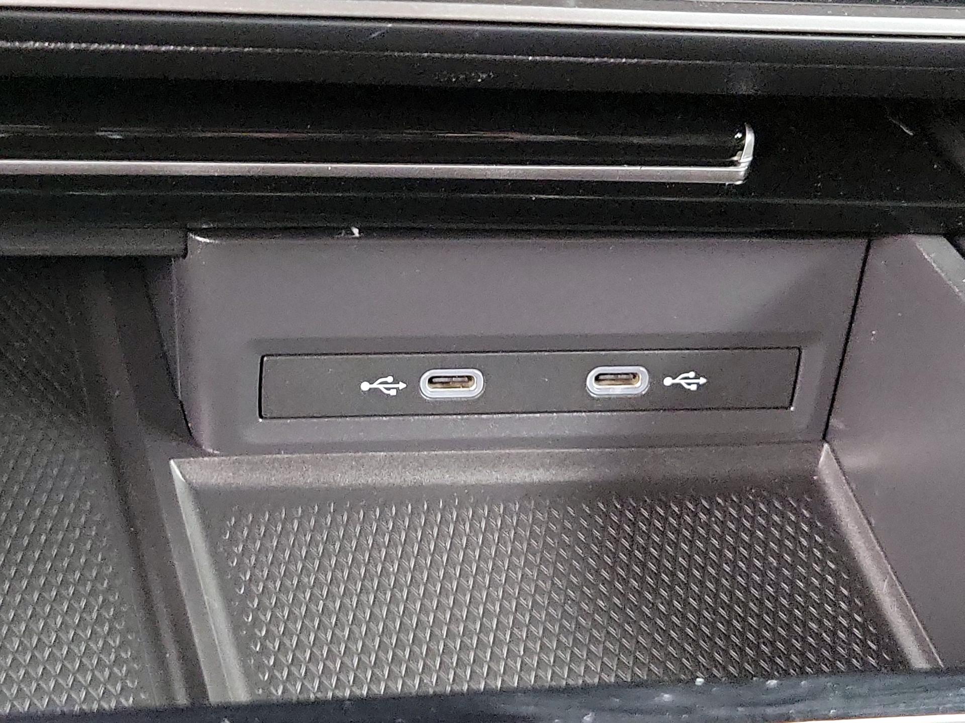 Thumbnail: 2024 Volkswagen Atlas - 18