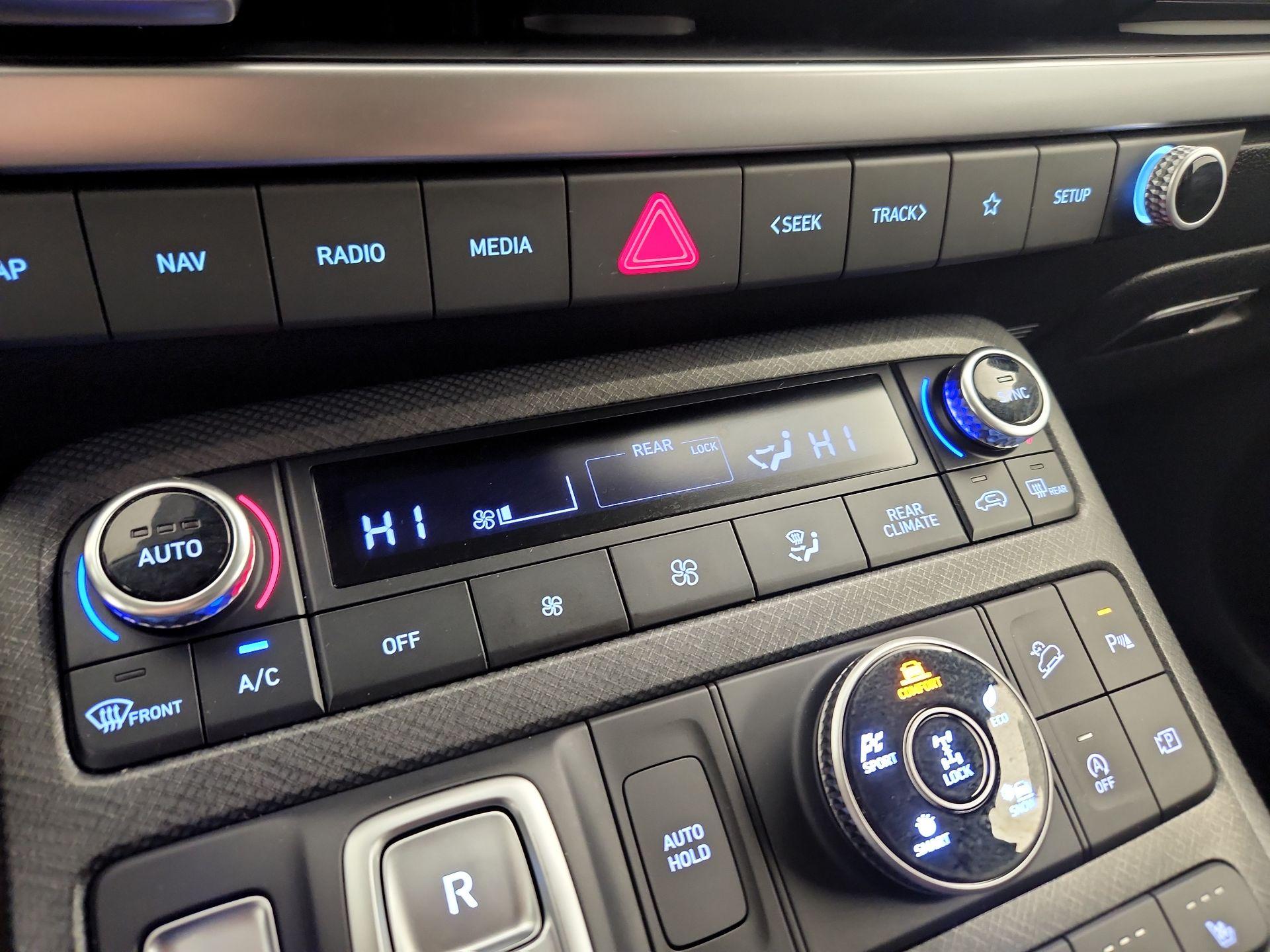 Thumbnail: 2023 Hyundai Palisade - 16