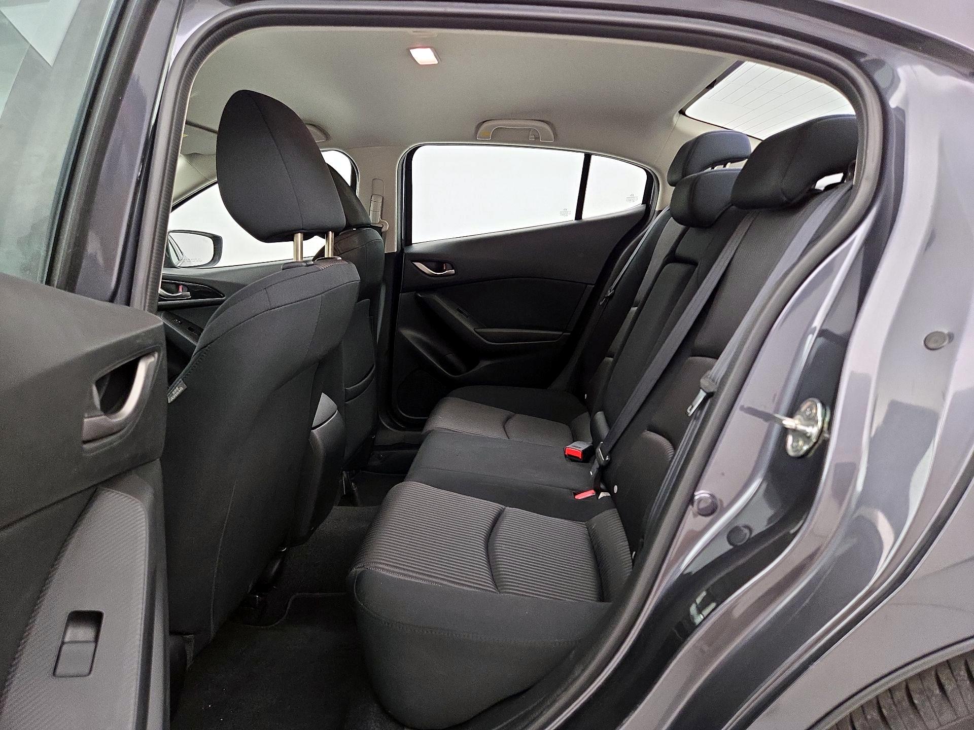 Thumbnail: 2014 Mazda Mazda3 - 18