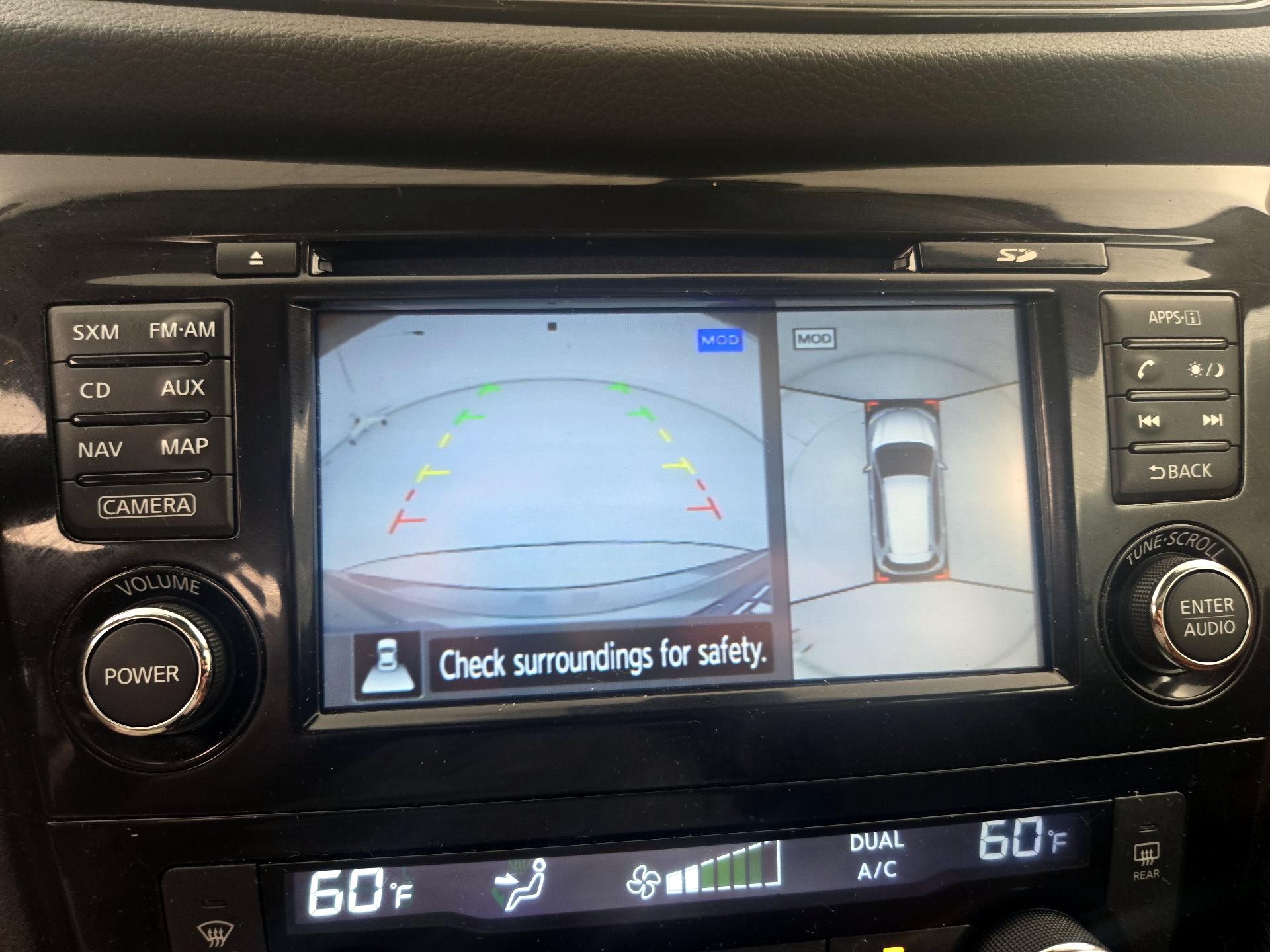 Thumbnail: 2017 Nissan Rogue - 15