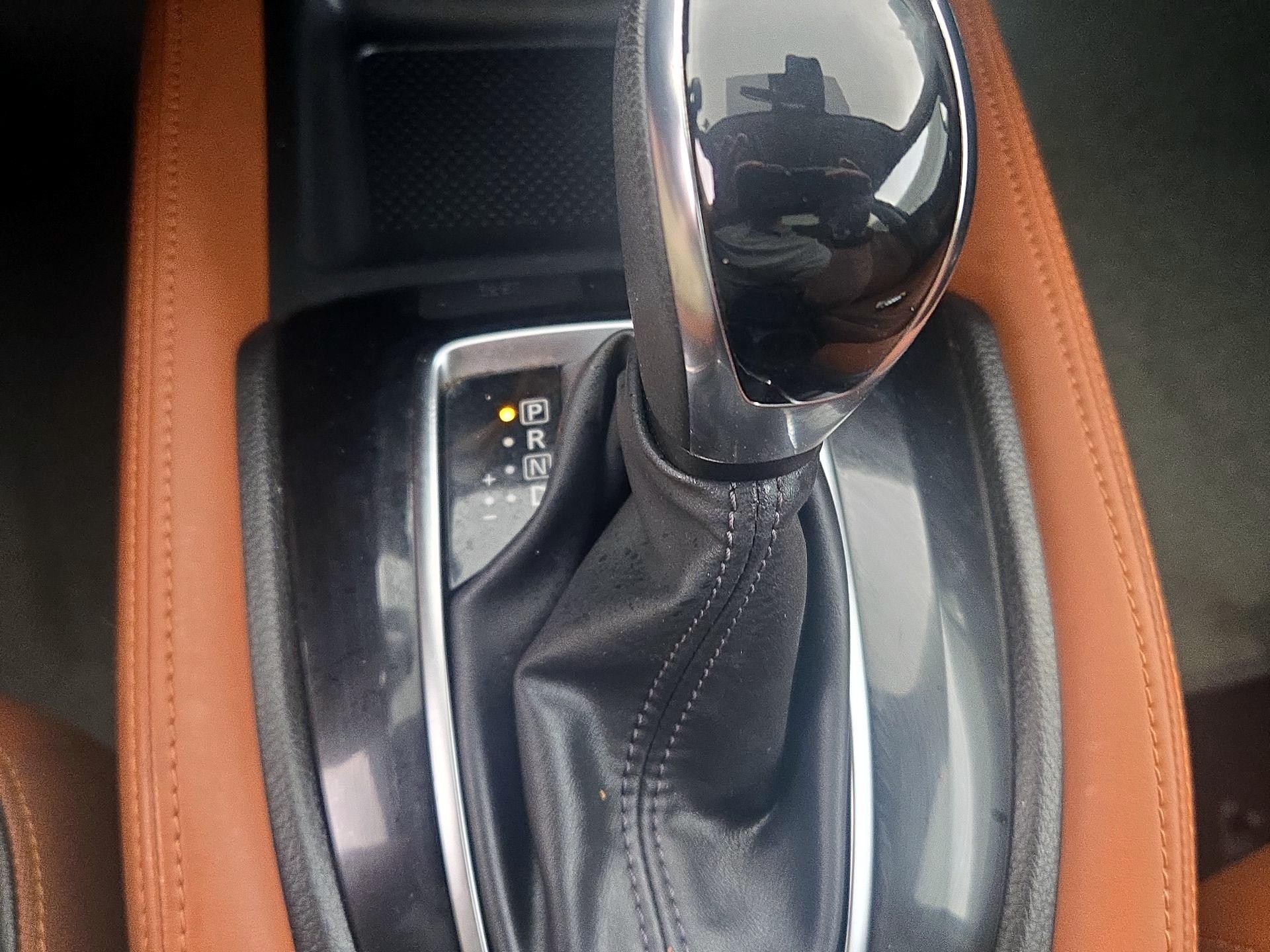 Thumbnail: 2017 Nissan Rogue - 18