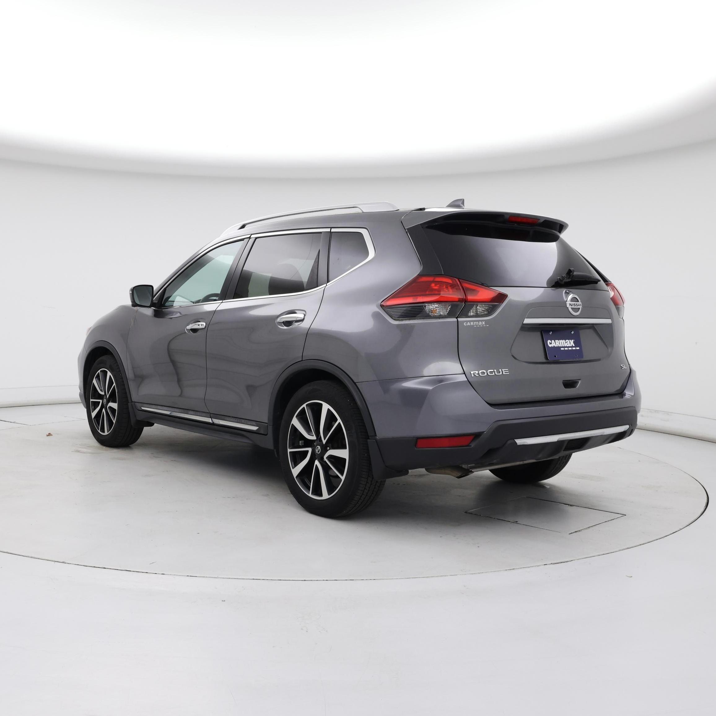 Thumbnail: 2017 Nissan Rogue - 2